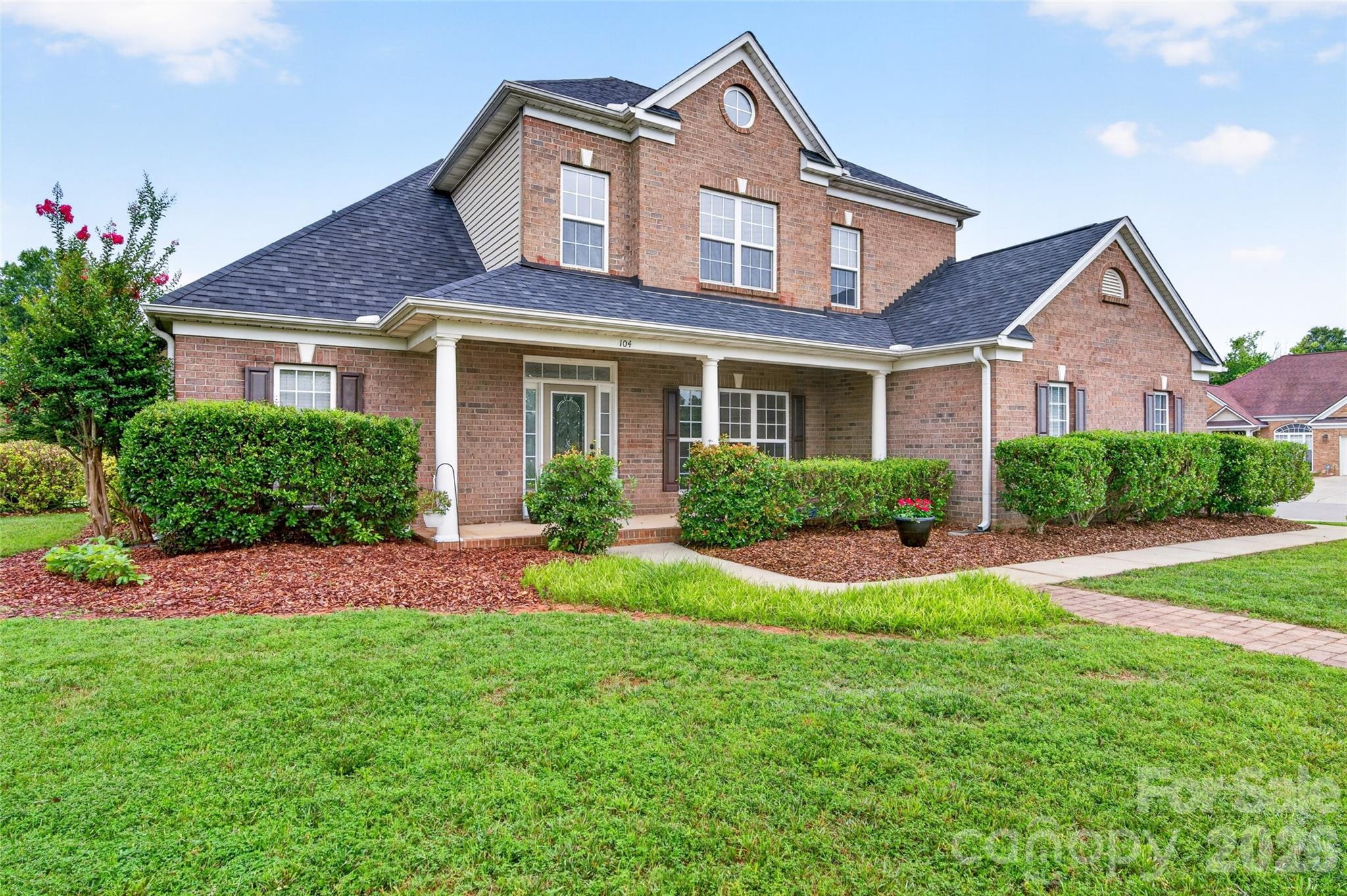 104 Elizabeth Hearth Road — Mooresville