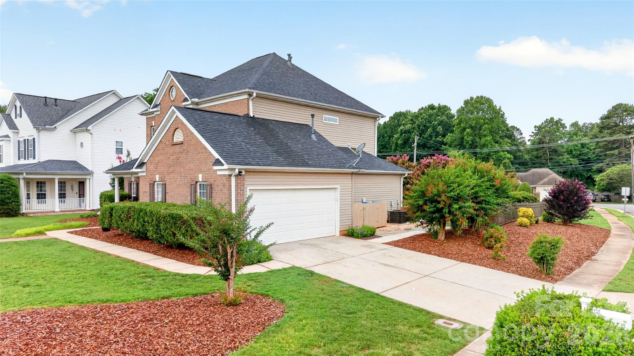 104 Elizabeth Hearth Road — Mooresville