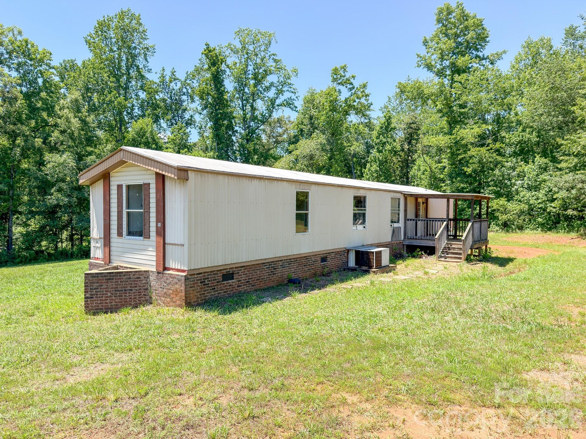 153 Wild Cherry Drive — Statesville