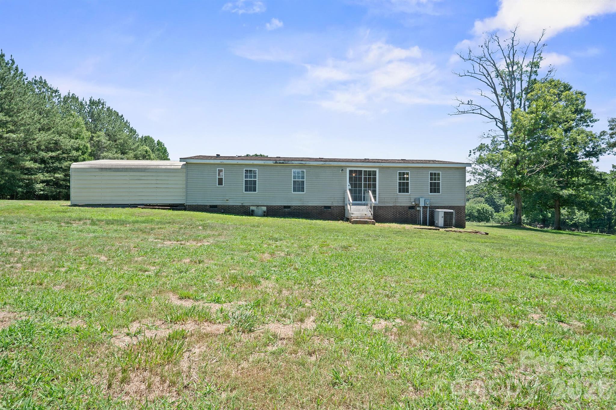153 Wild Cherry Drive — Statesville