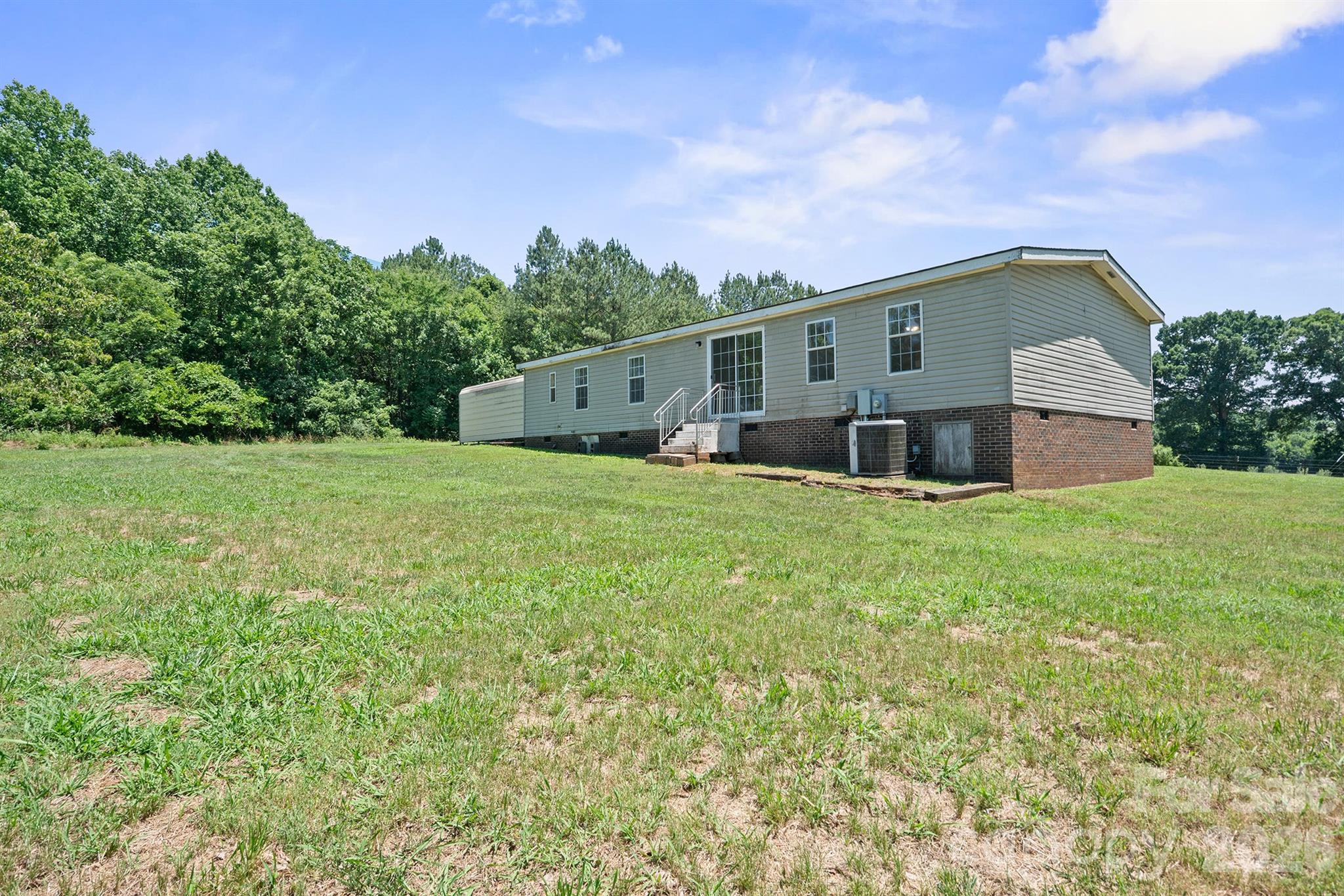 153 Wild Cherry Drive — Statesville