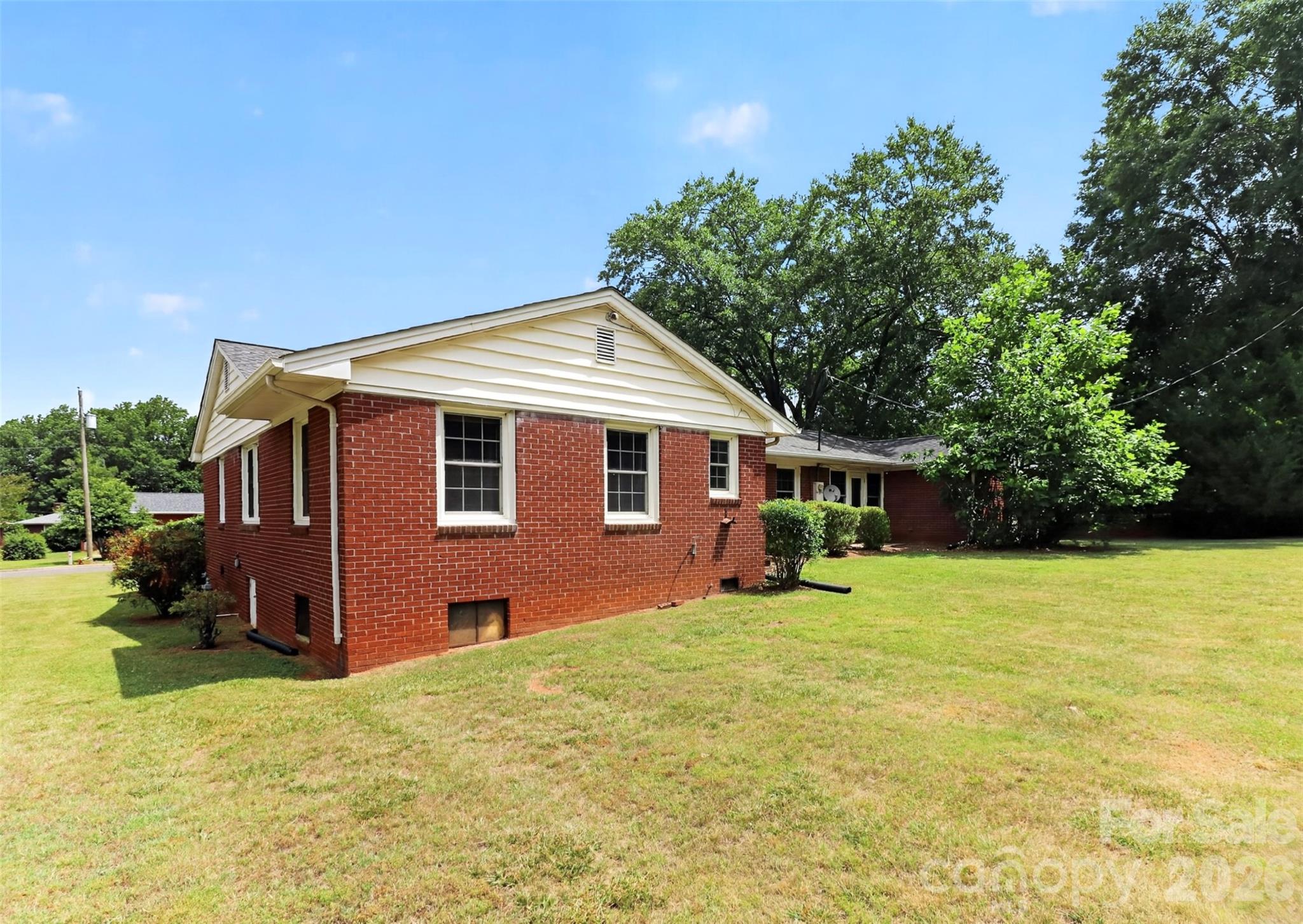 703 Norwood Street — Shelby