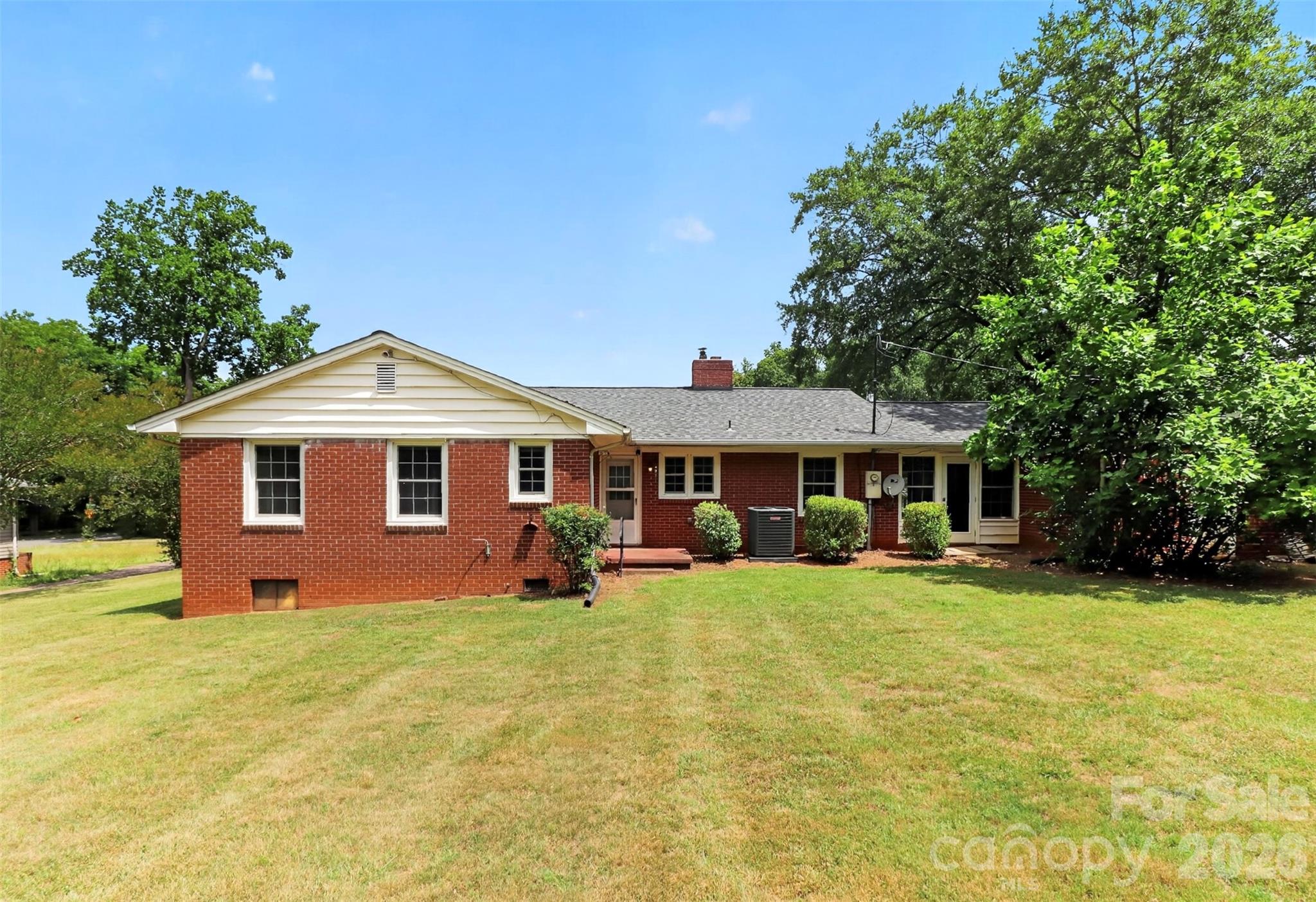 703 Norwood Street — Shelby