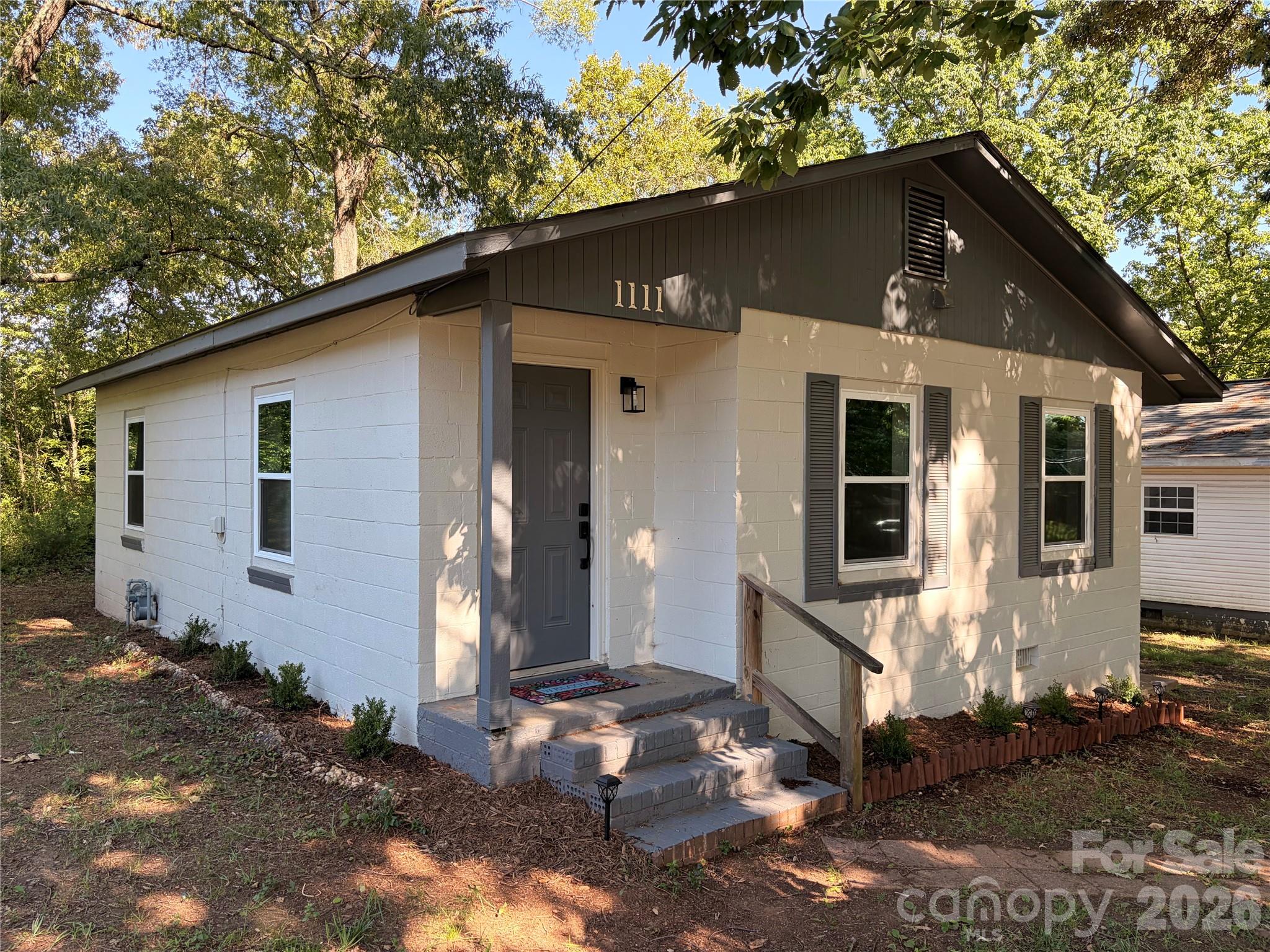 1111 S Meeting Street — Statesville