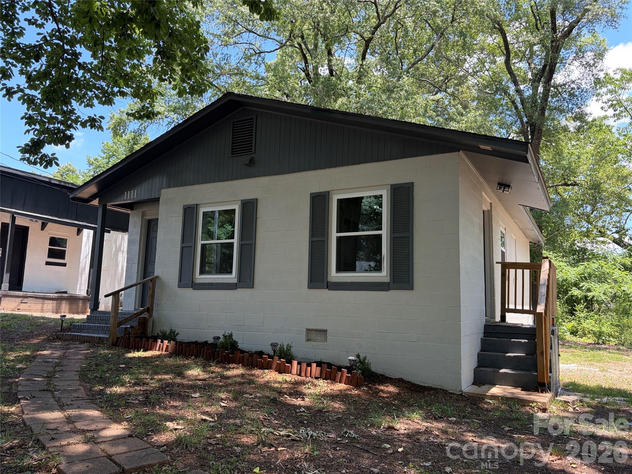 1111 S Meeting Street — Statesville