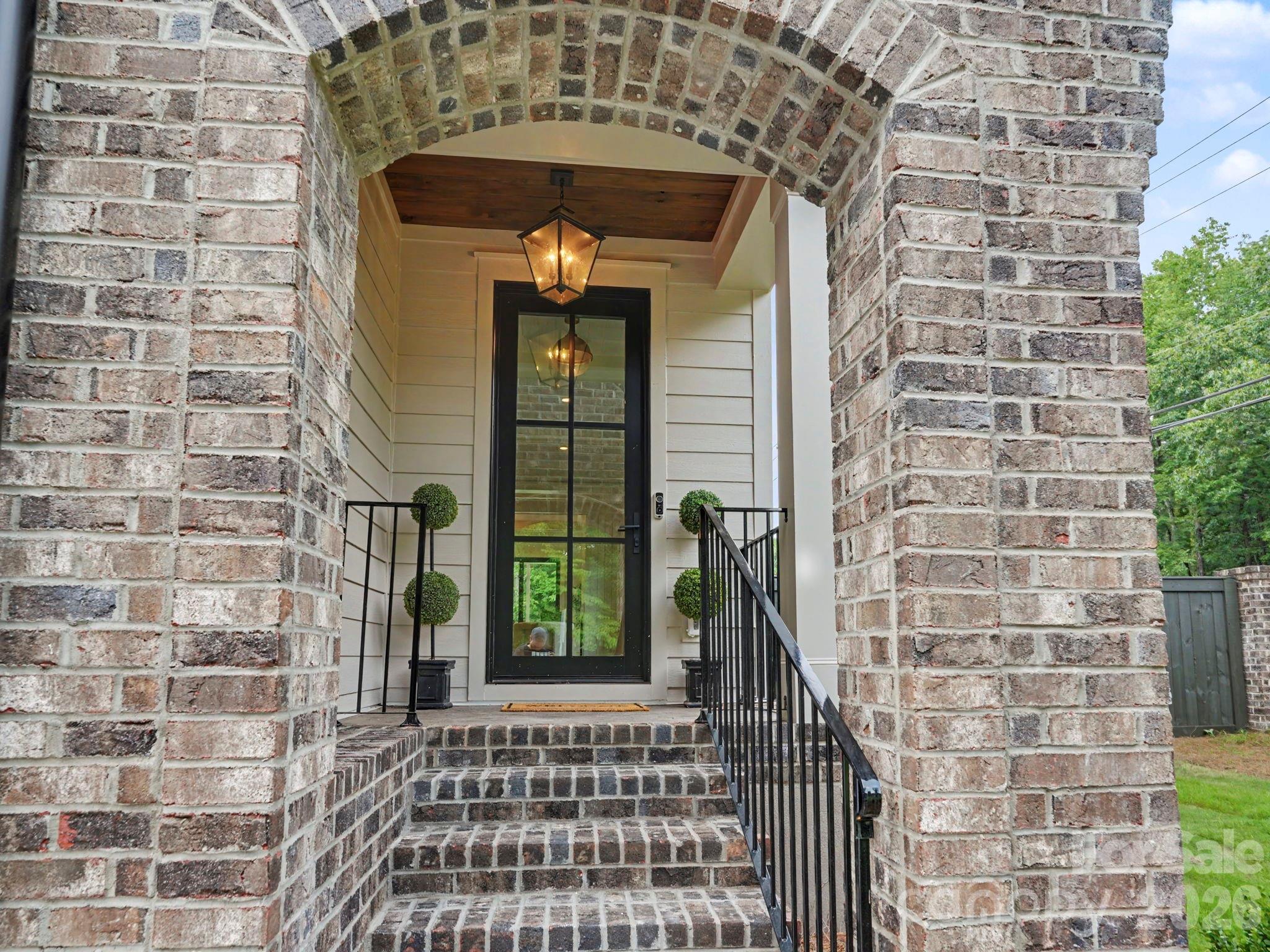 5971 Gate Post Road — Charlotte