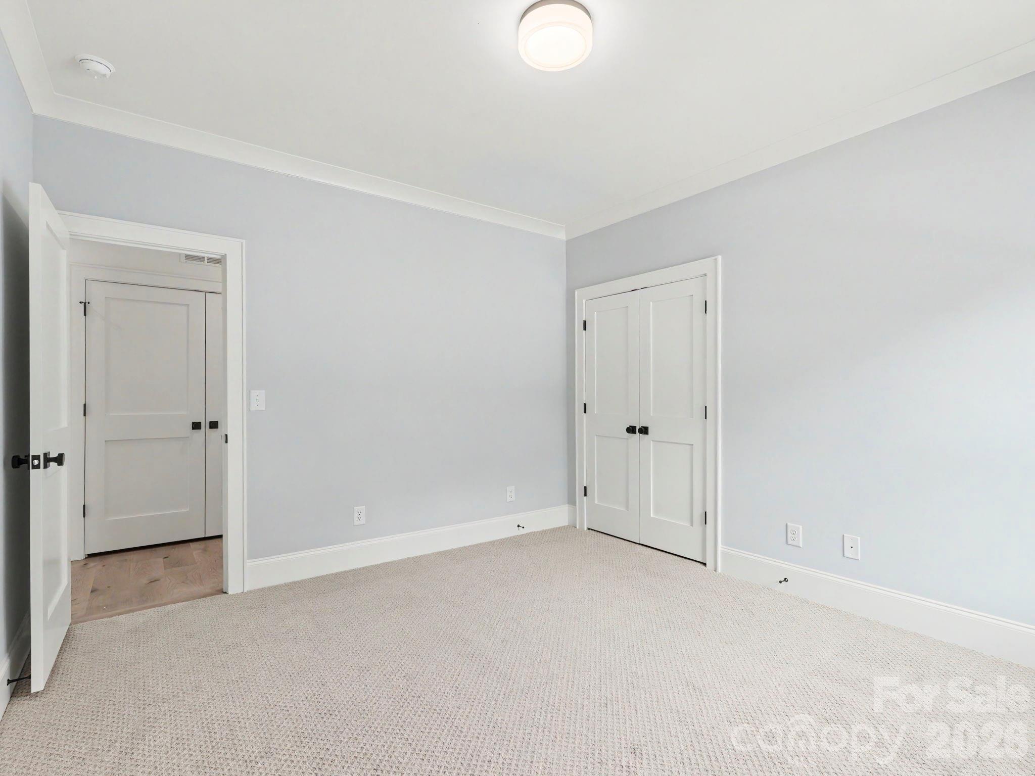 5971 Gate Post Road — Charlotte