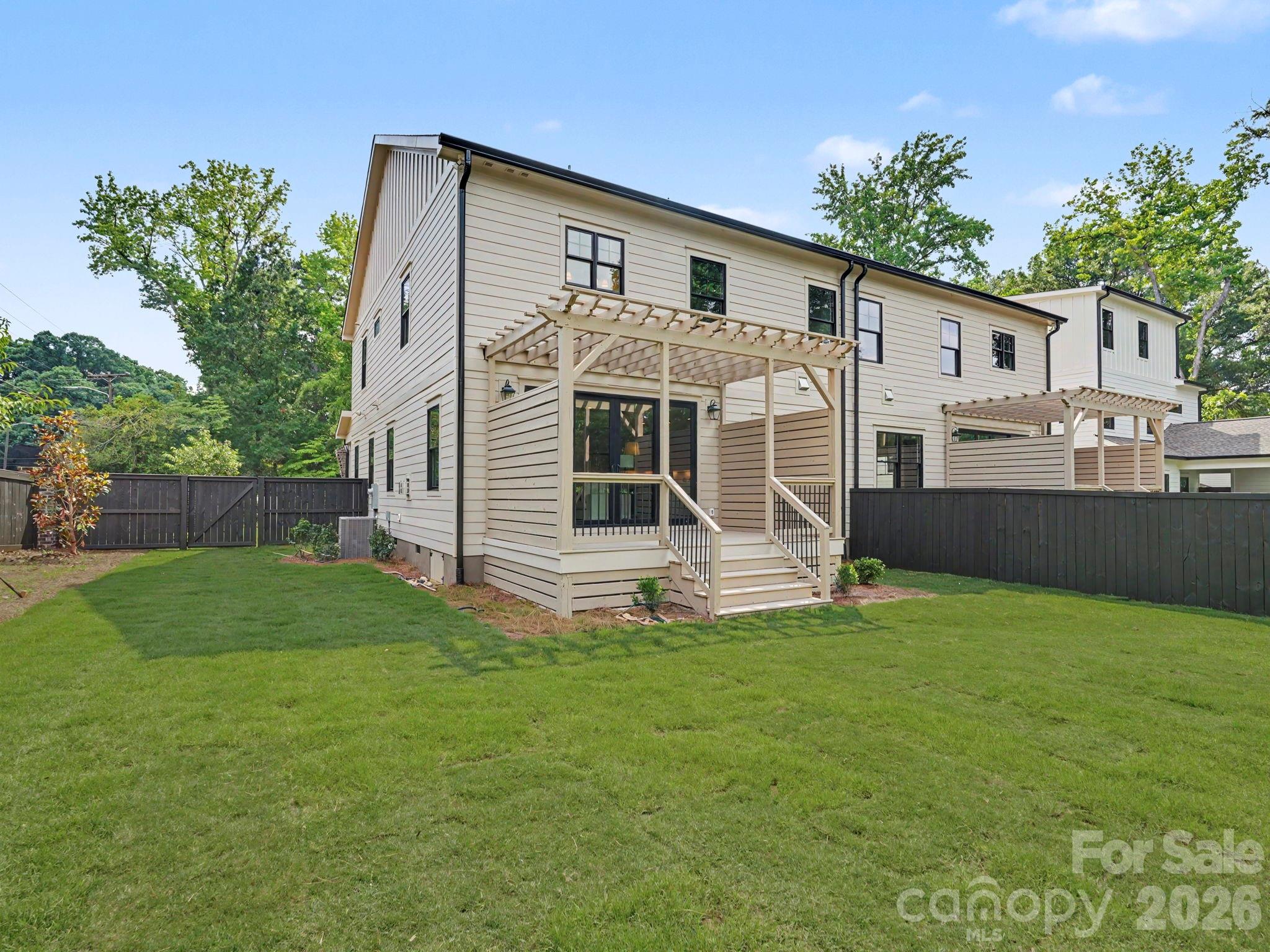 5971 Gate Post Road — Charlotte