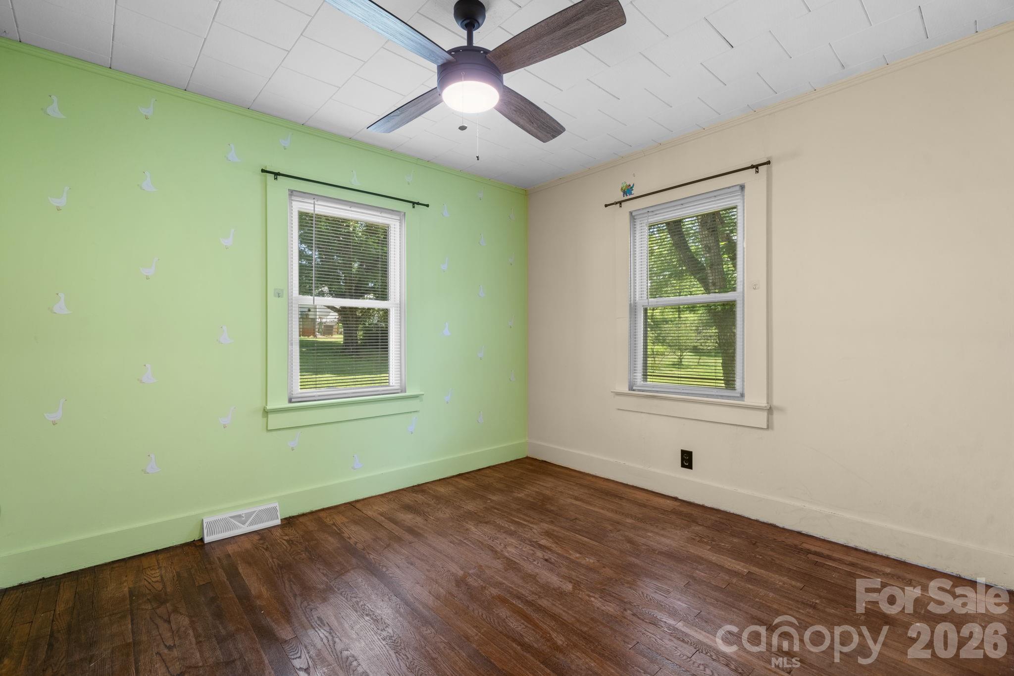 111 Cross Memorial Avenue — Morganton