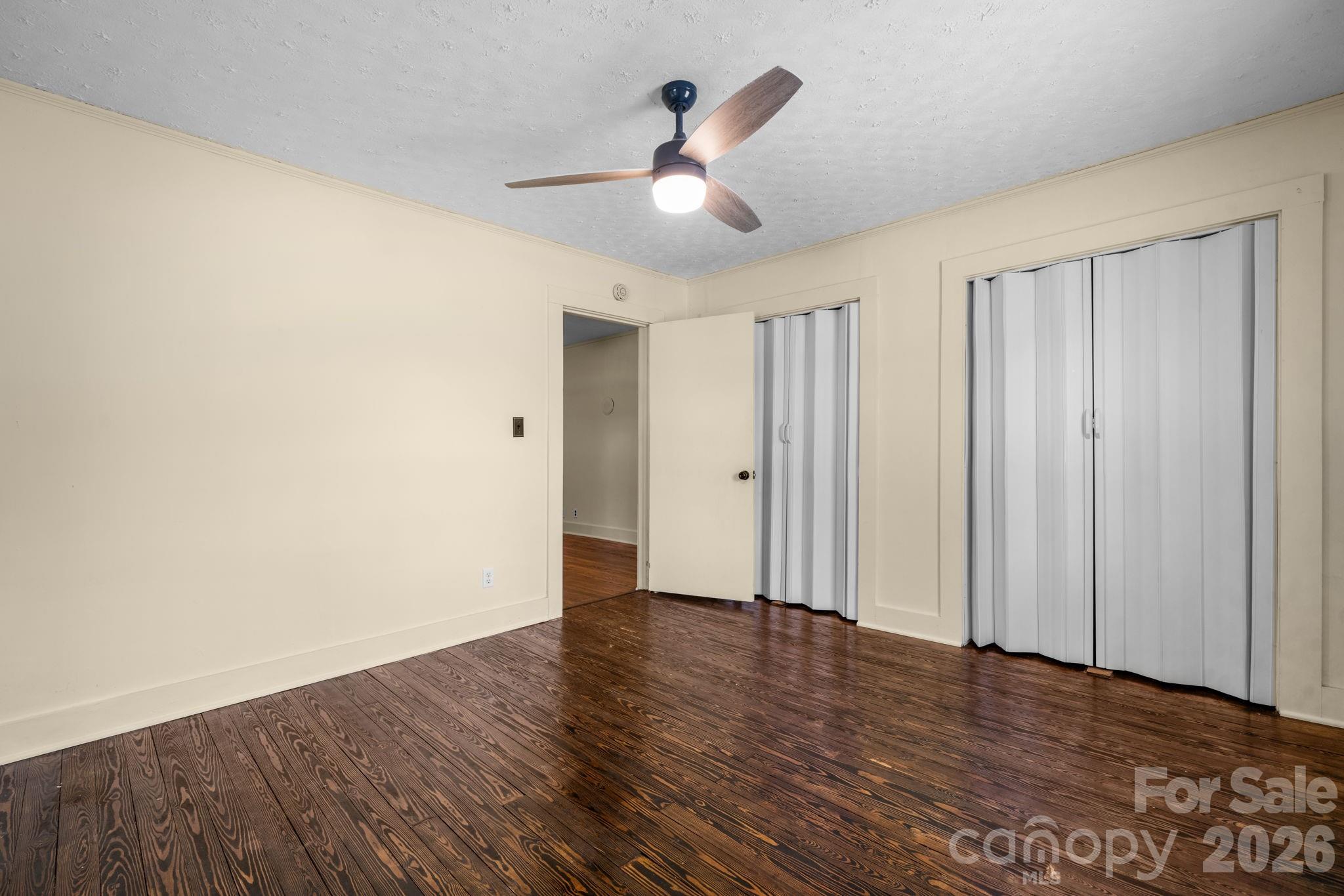 111 Cross Memorial Avenue — Morganton