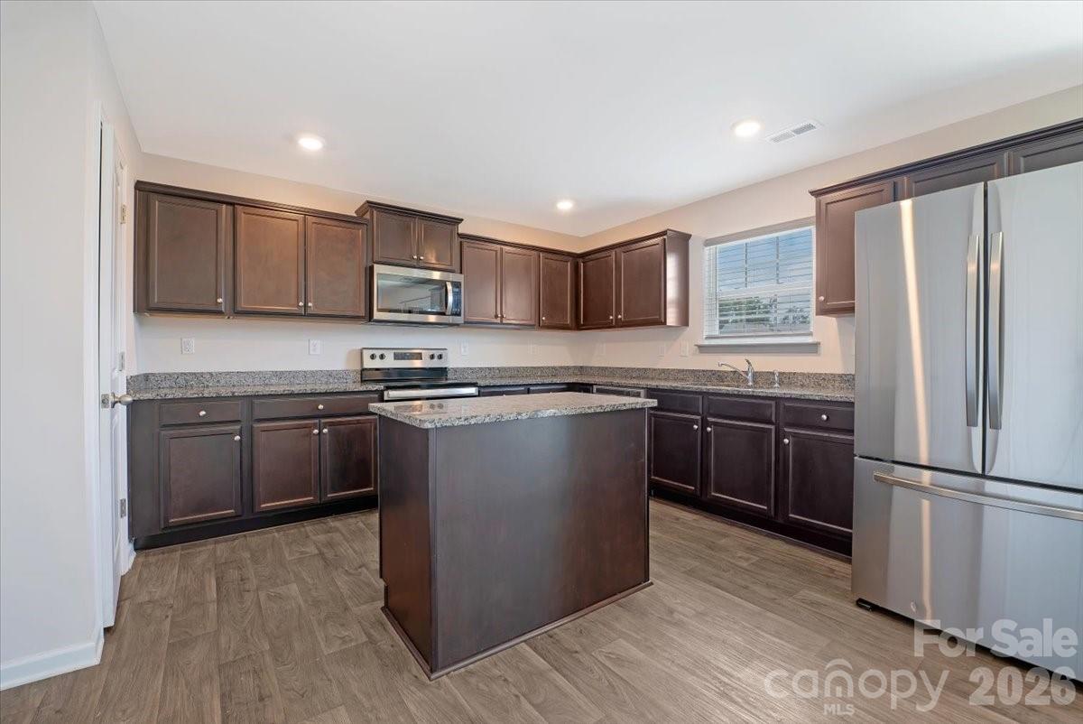 7112 Finnigan Road — Charlotte