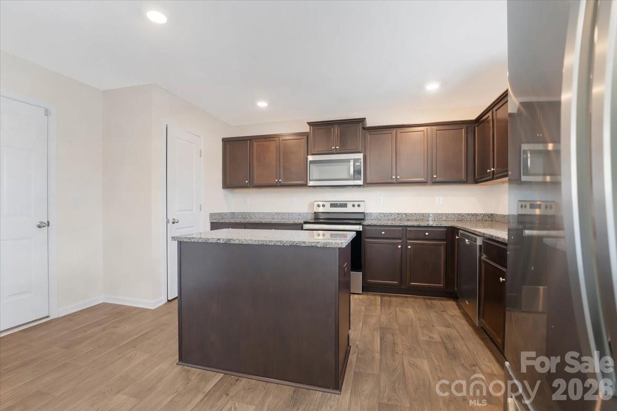 7112 Finnigan Road — Charlotte