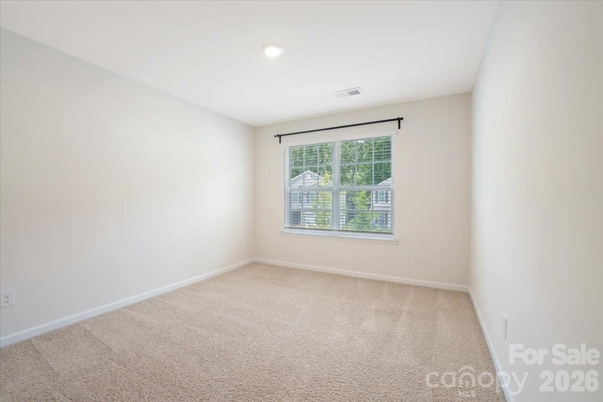 7112 Finnigan Road — Charlotte