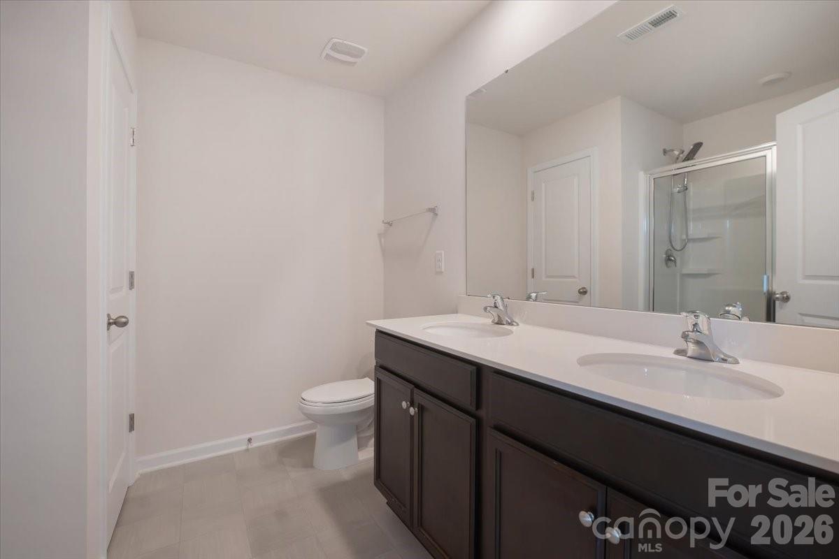 7112 Finnigan Road — Charlotte