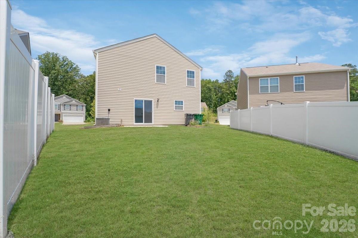 7112 Finnigan Road — Charlotte