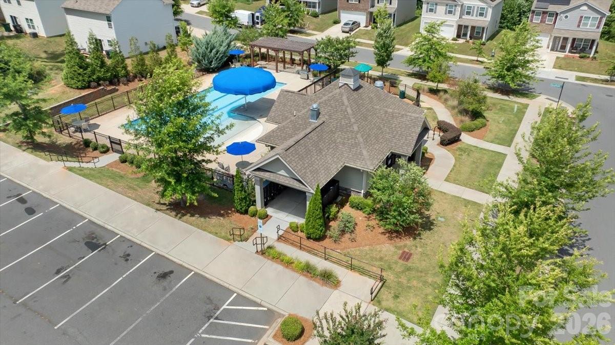 7112 Finnigan Road — Charlotte
