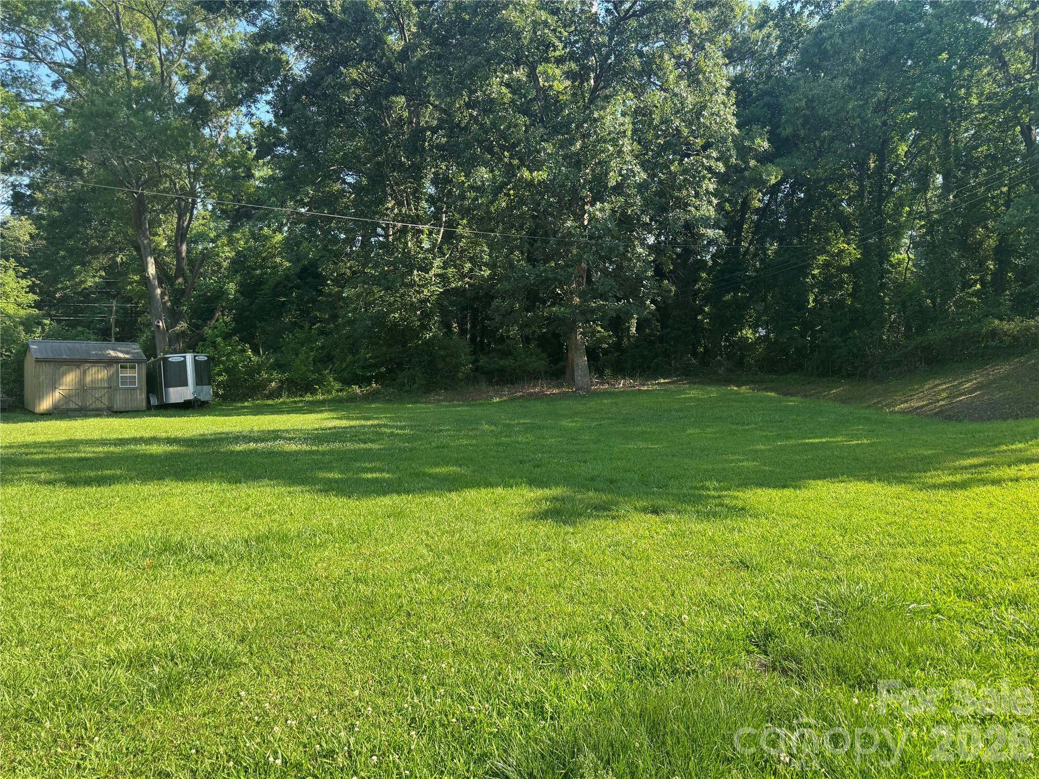 8432 Idlewild Road — Charlotte