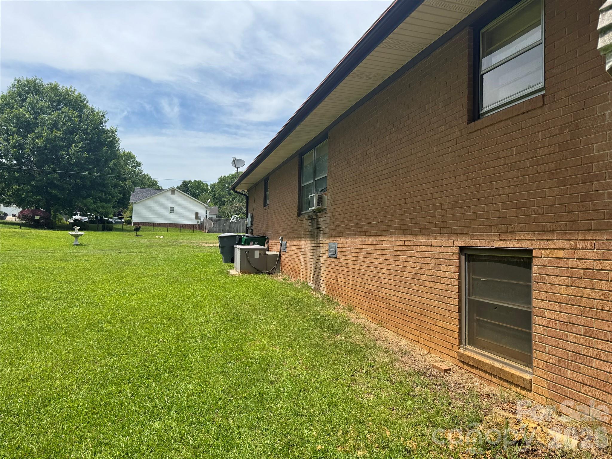 8432 Idlewild Road — Charlotte