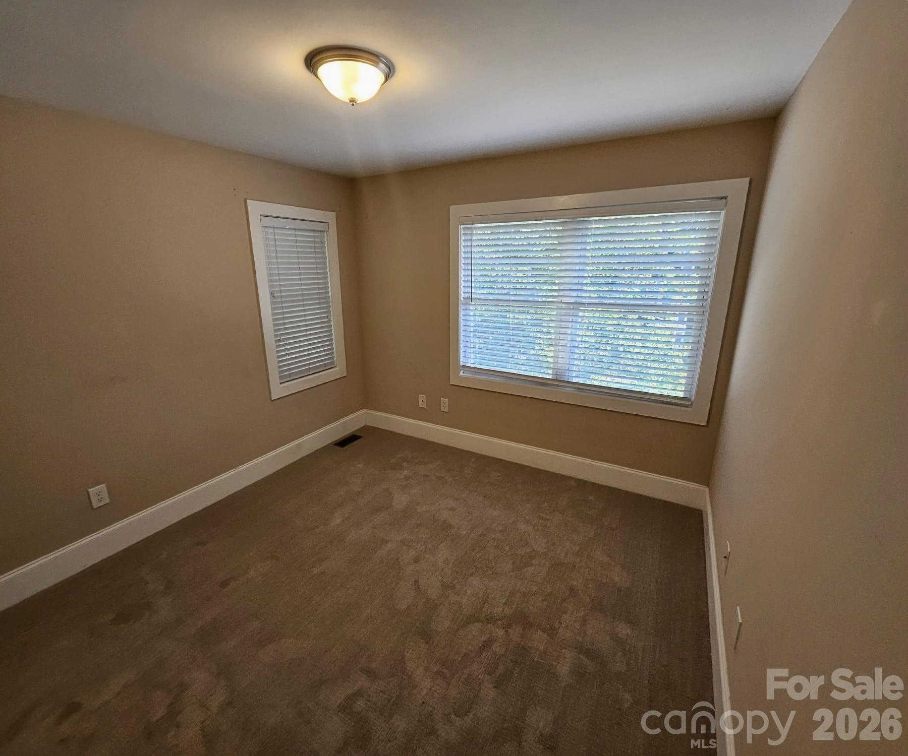 17 Lamar Avenue — Asheville