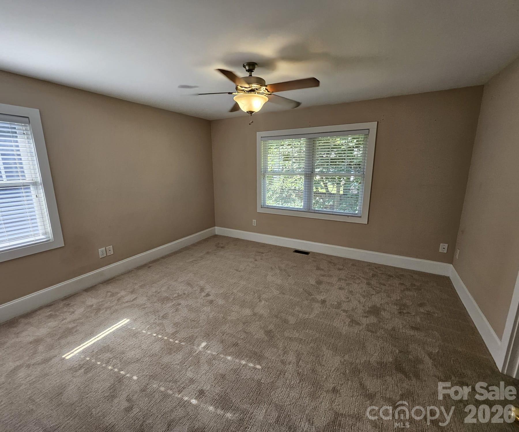 17 Lamar Avenue — Asheville