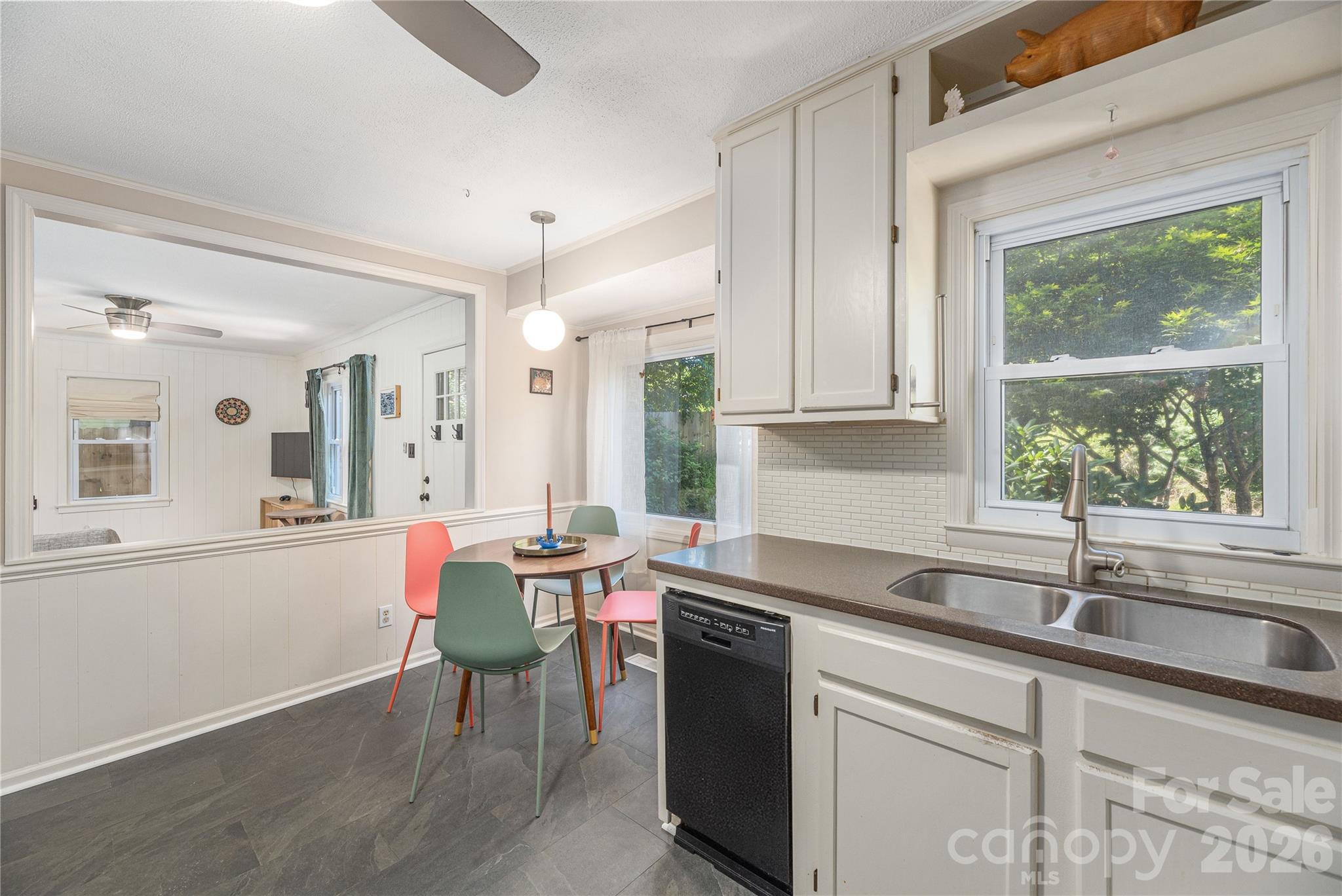 37 Wilmington Street — Asheville