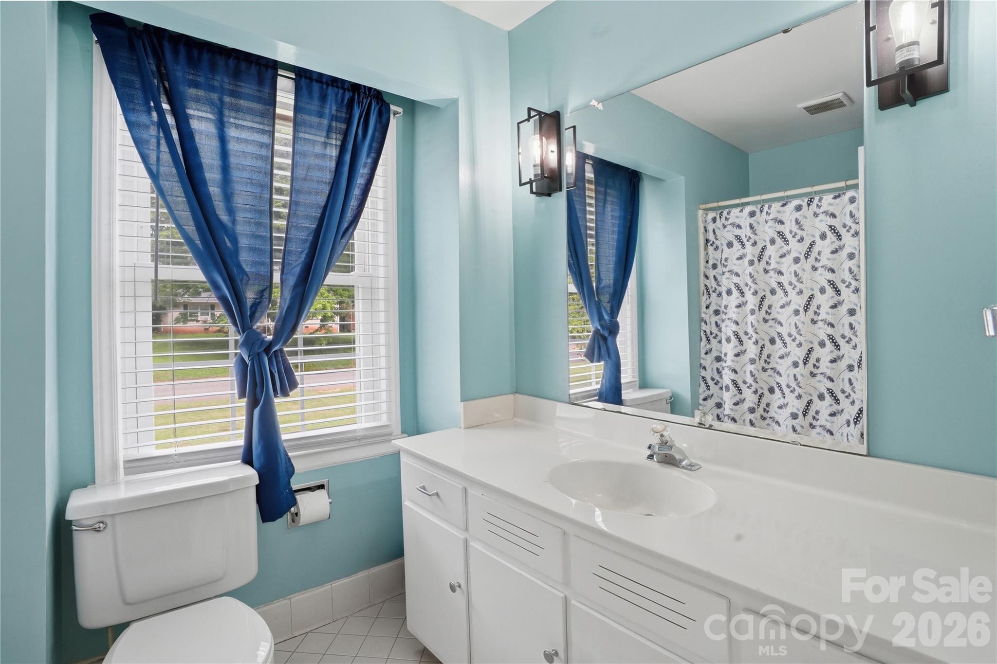 6419 Pencade Lane — Charlotte