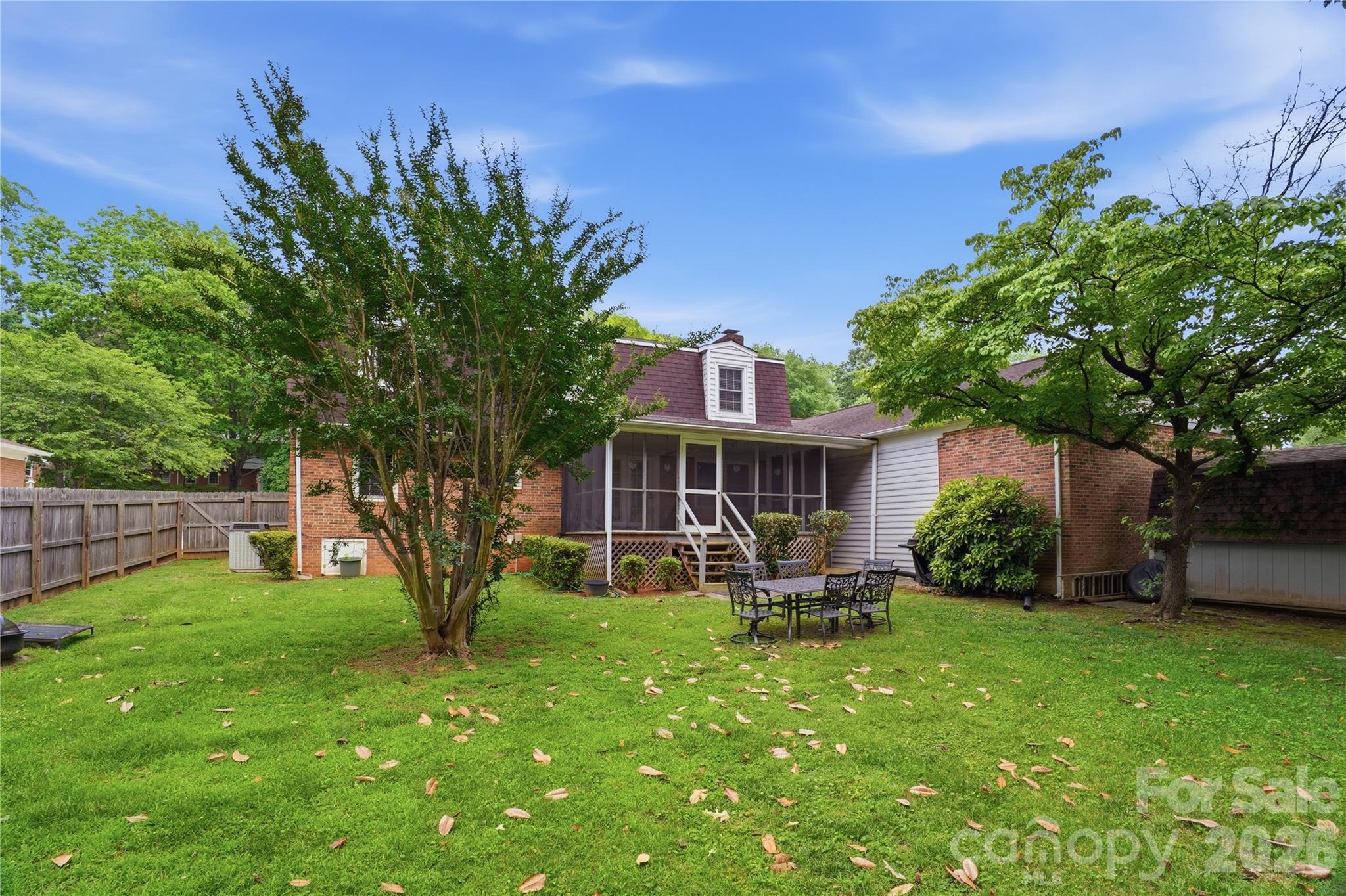 6419 Pencade Lane — Charlotte