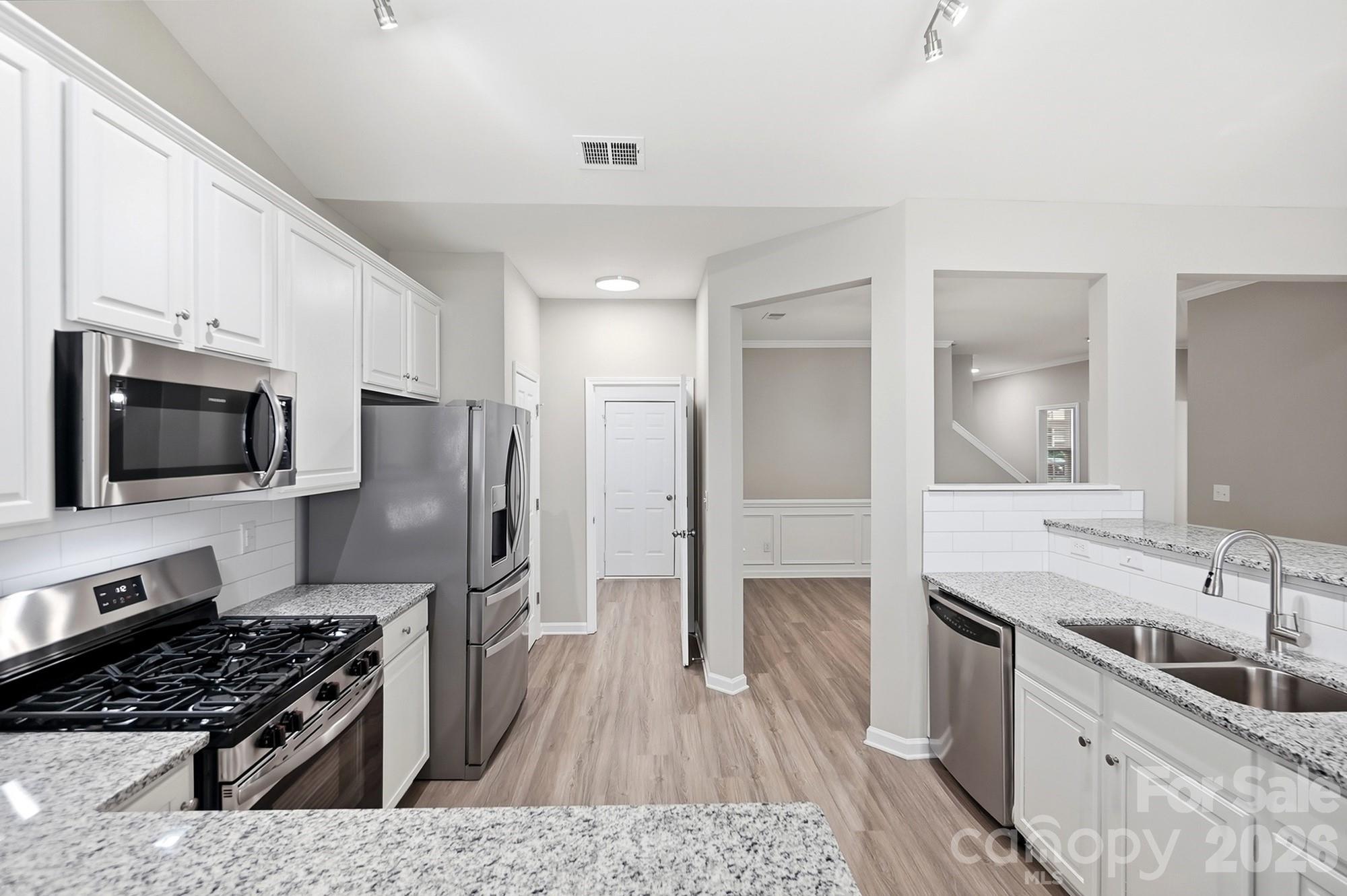 4427 Glenlea Commons Drive — Charlotte