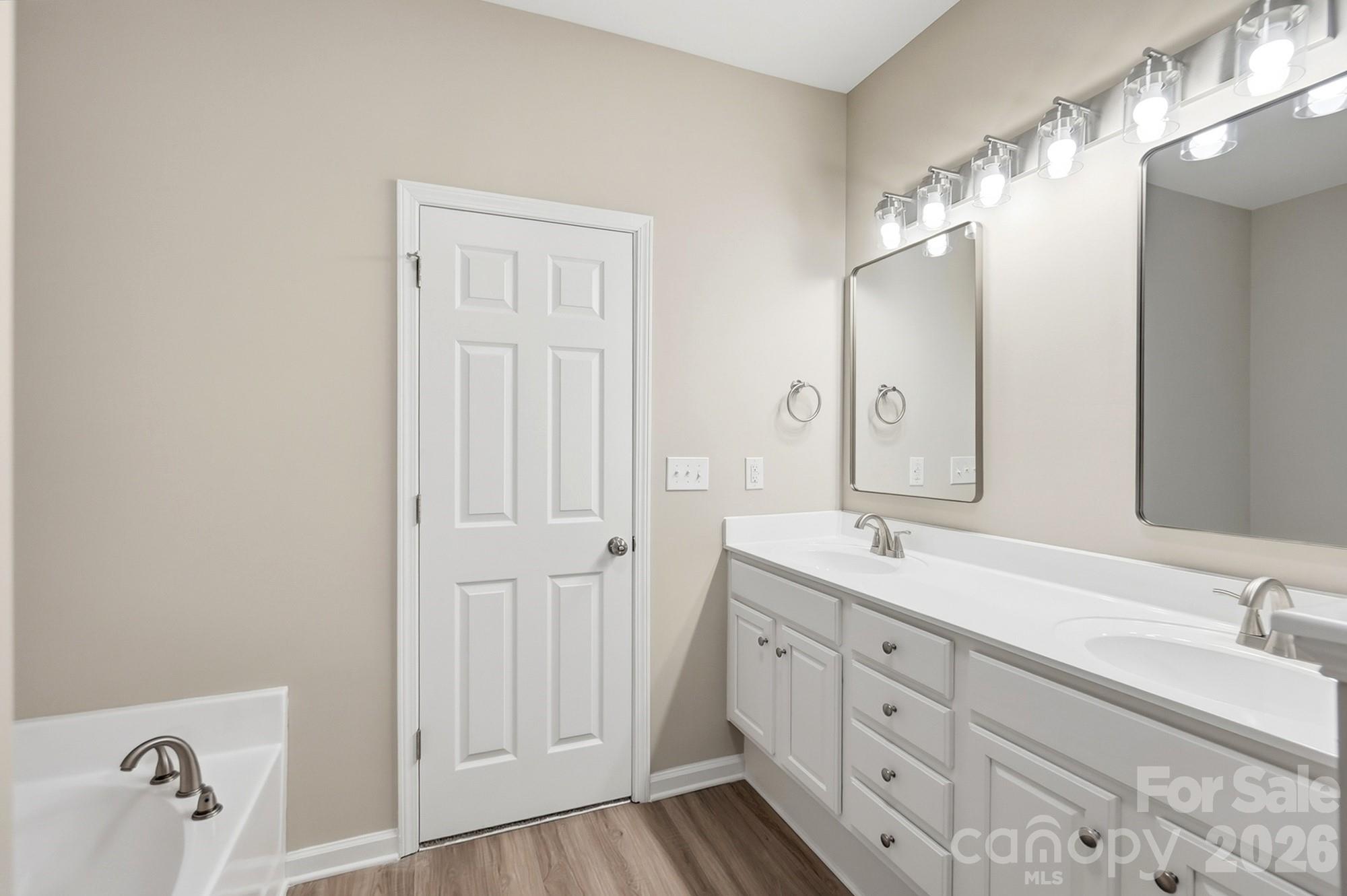 4427 Glenlea Commons Drive — Charlotte