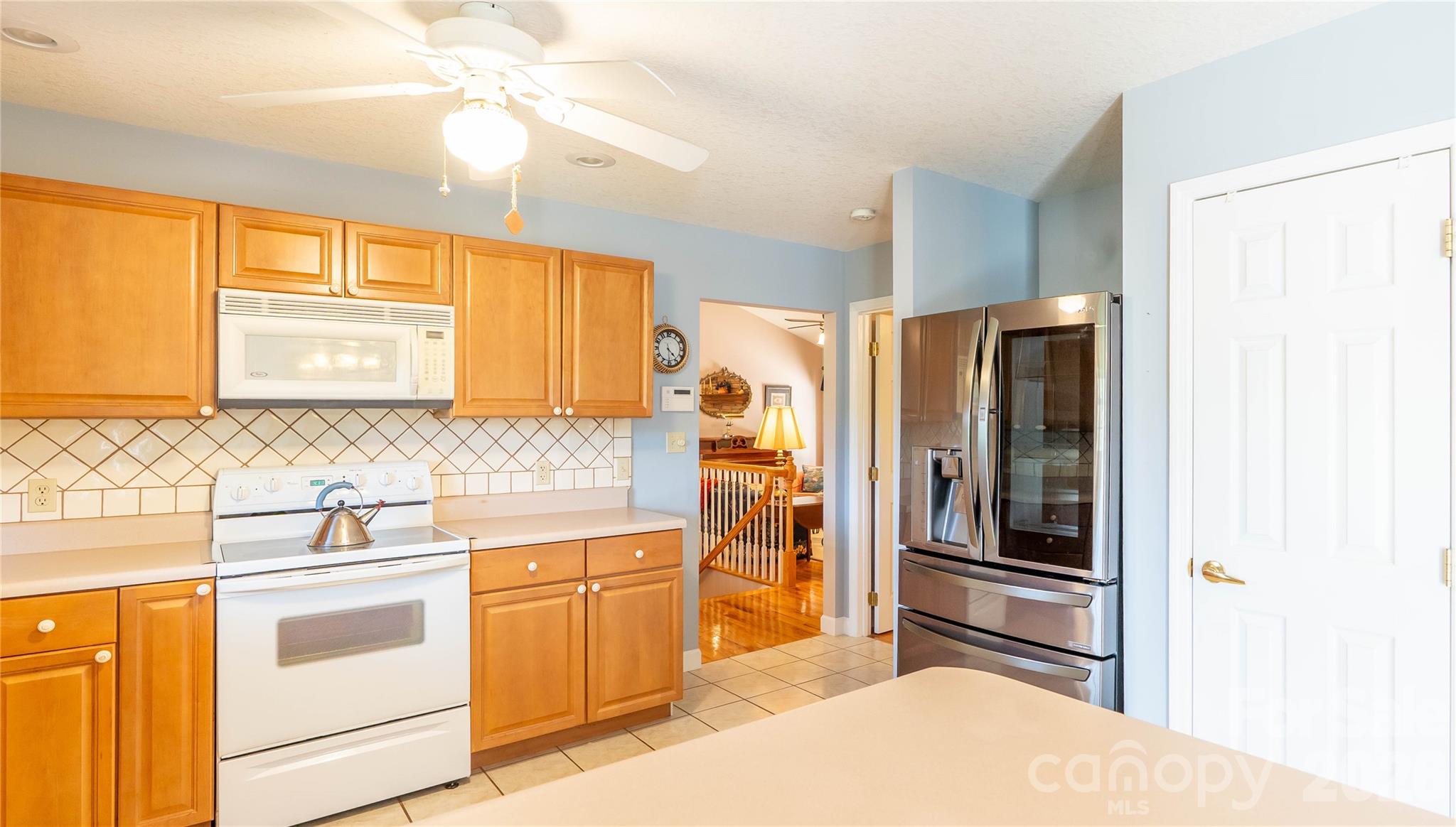 506 Brook Knoll Circle — Weaverville