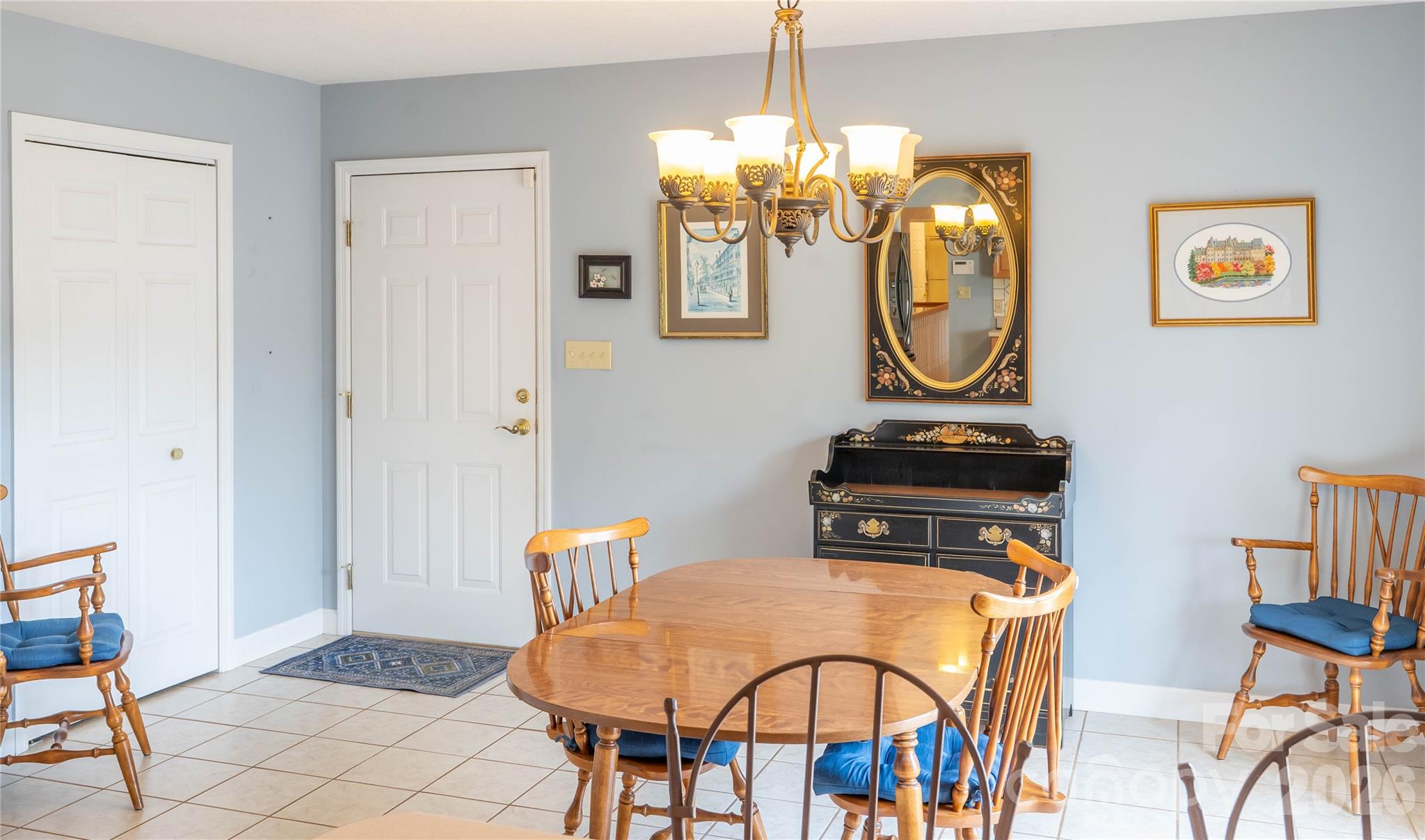 506 Brook Knoll Circle — Weaverville