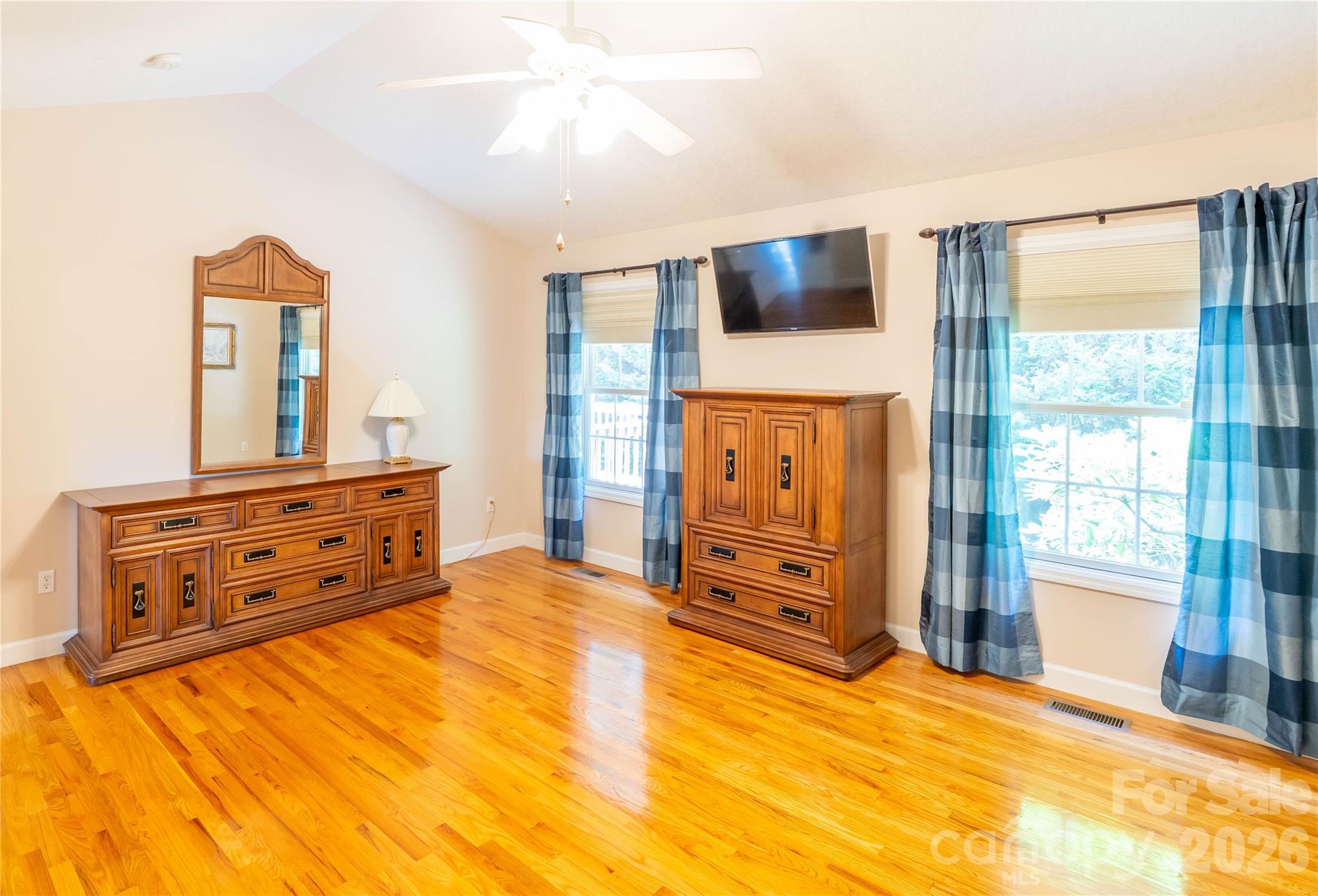 506 Brook Knoll Circle — Weaverville