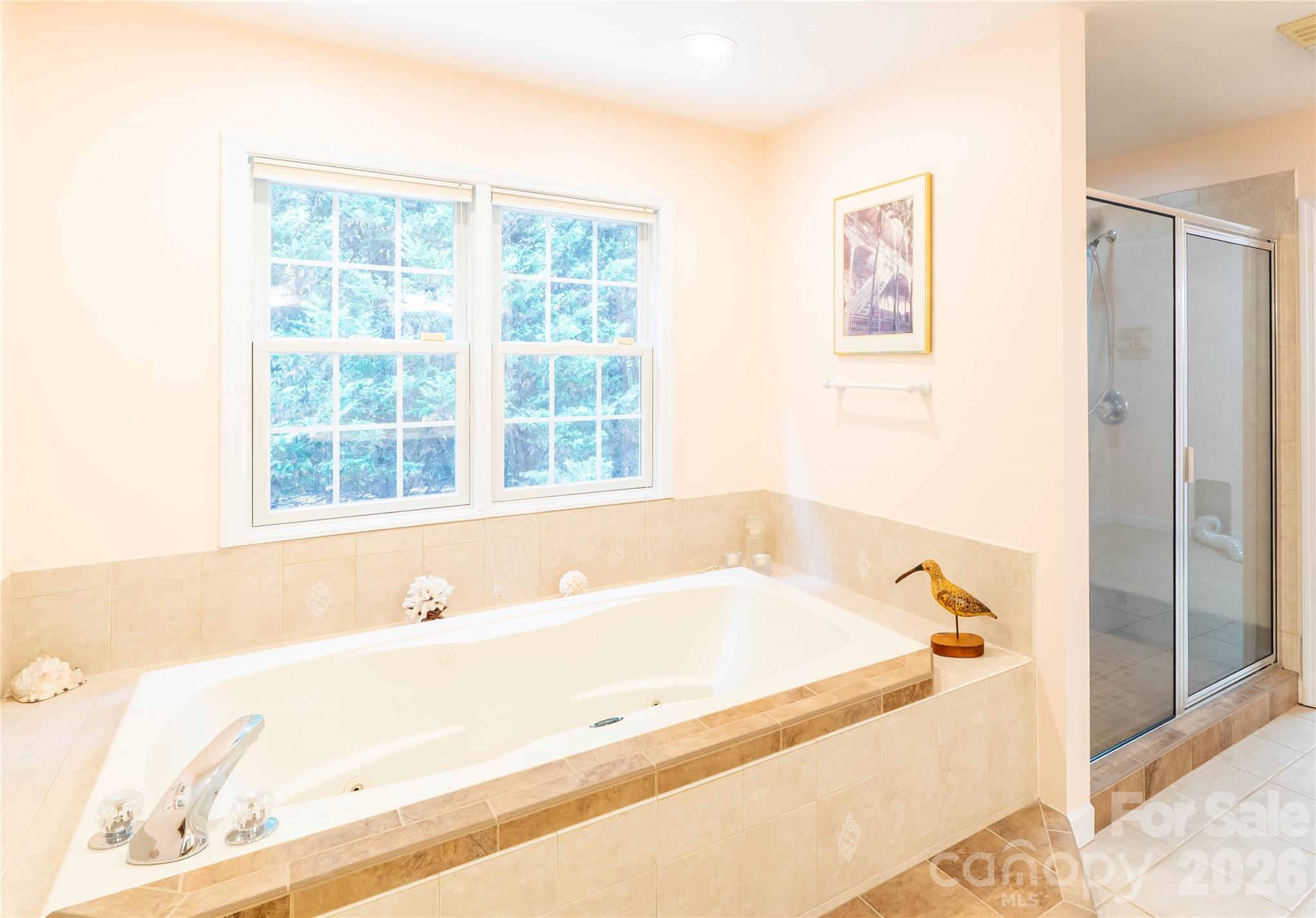 506 Brook Knoll Circle — Weaverville