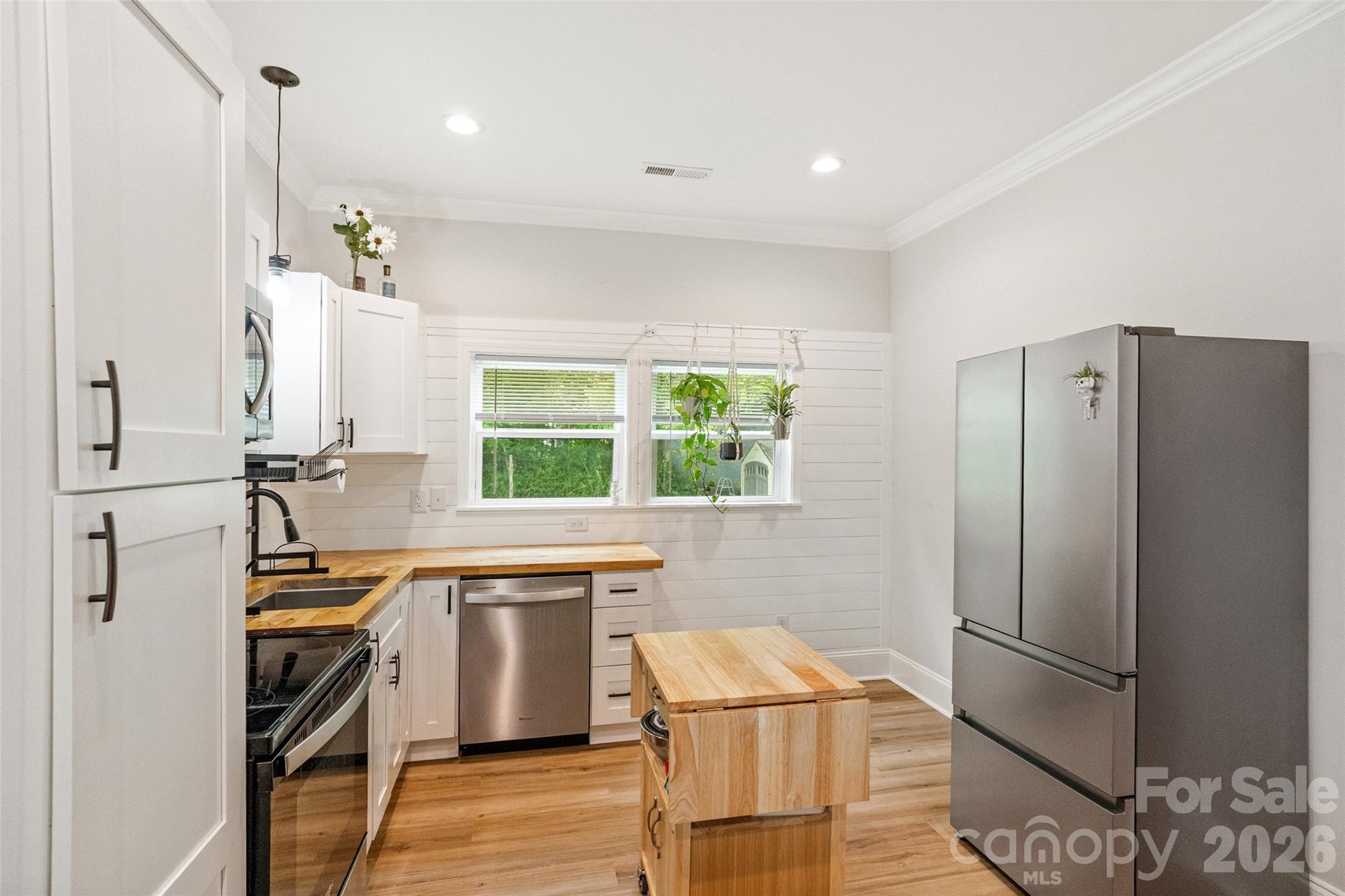 235 Lincoln Street SW — Concord