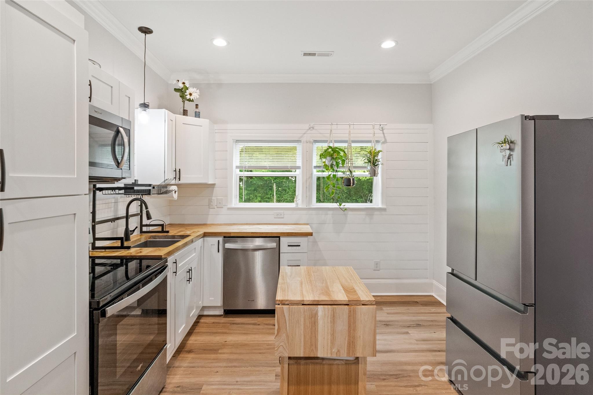 235 Lincoln Street SW — Concord