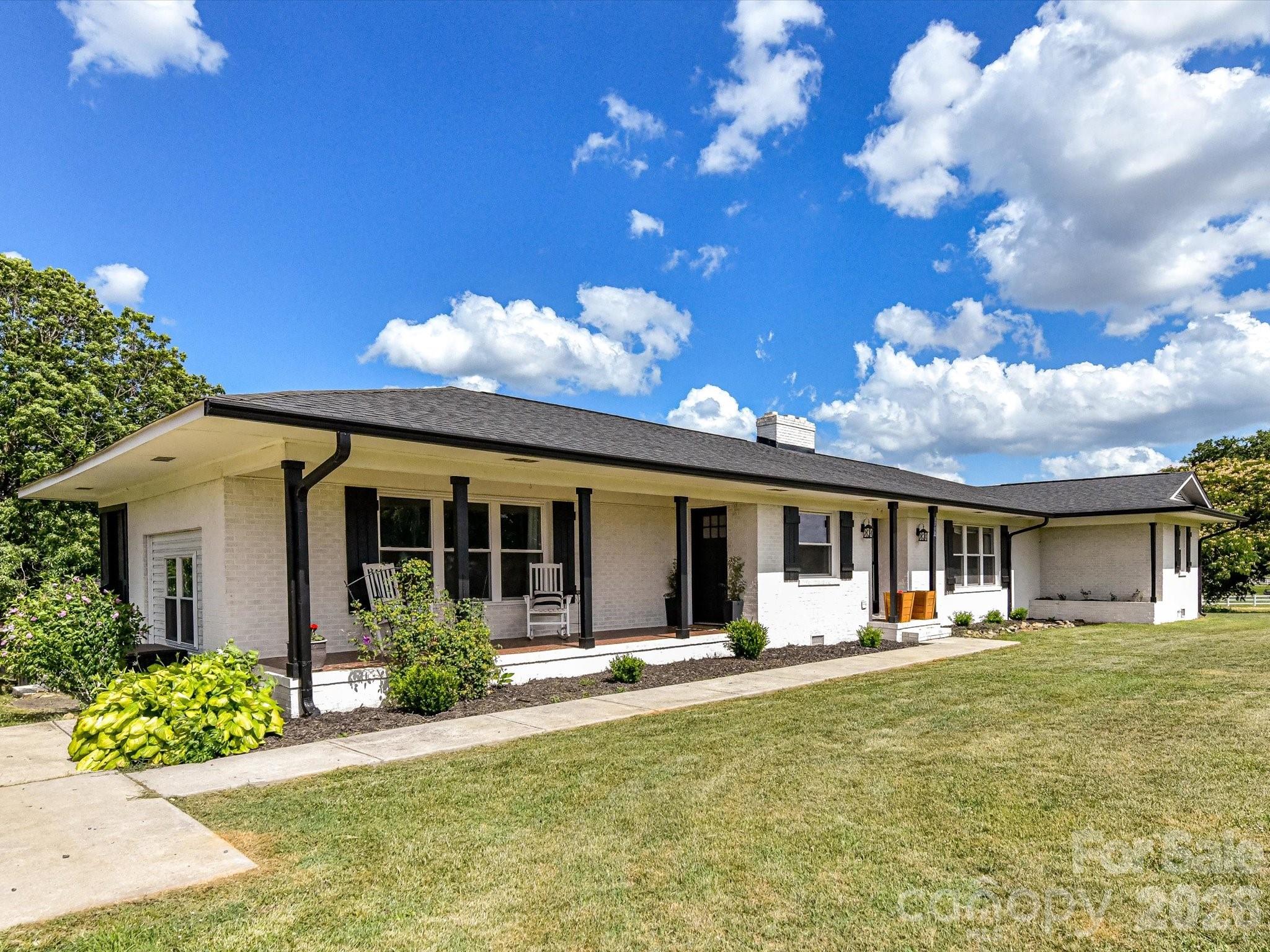 5710 Lander Benton Road — Unionville