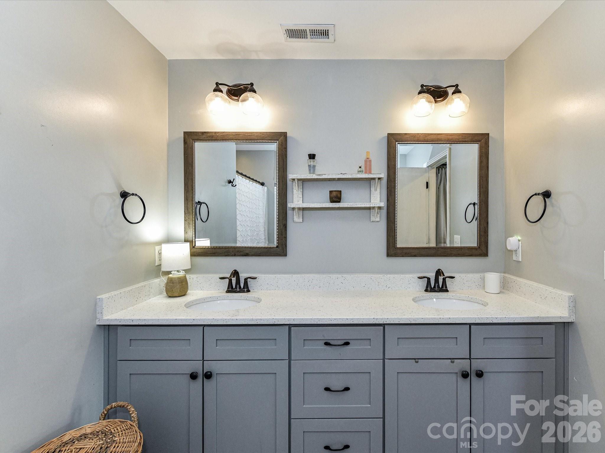 5710 Lander Benton Road — Unionville