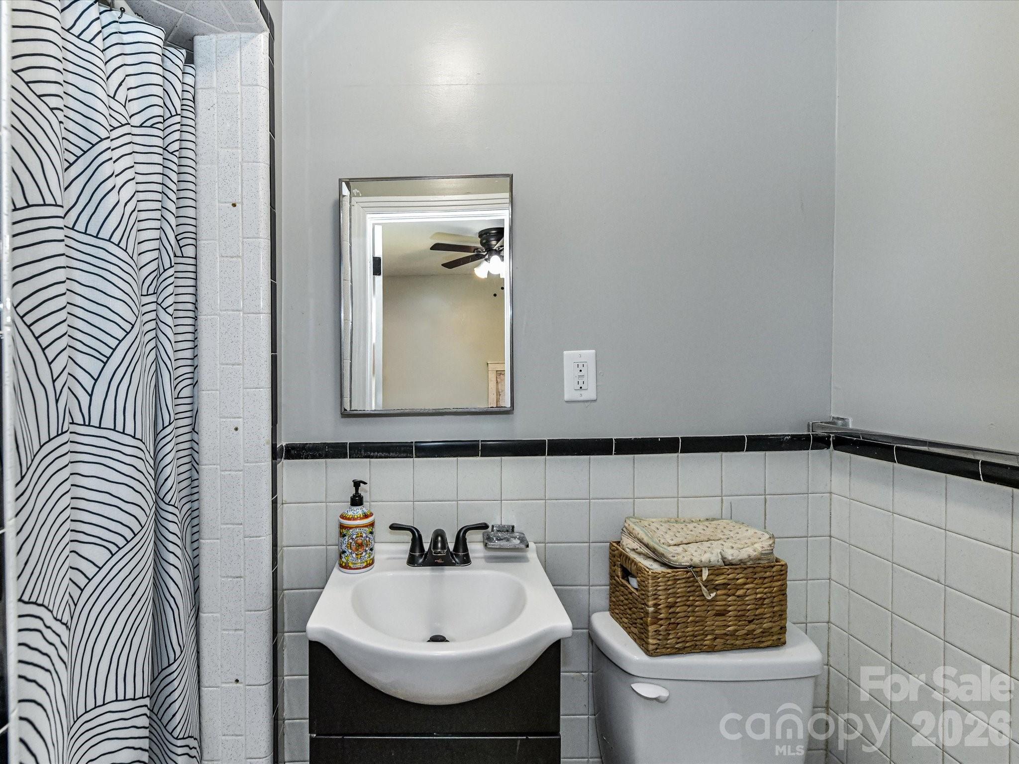 5710 Lander Benton Road — Unionville