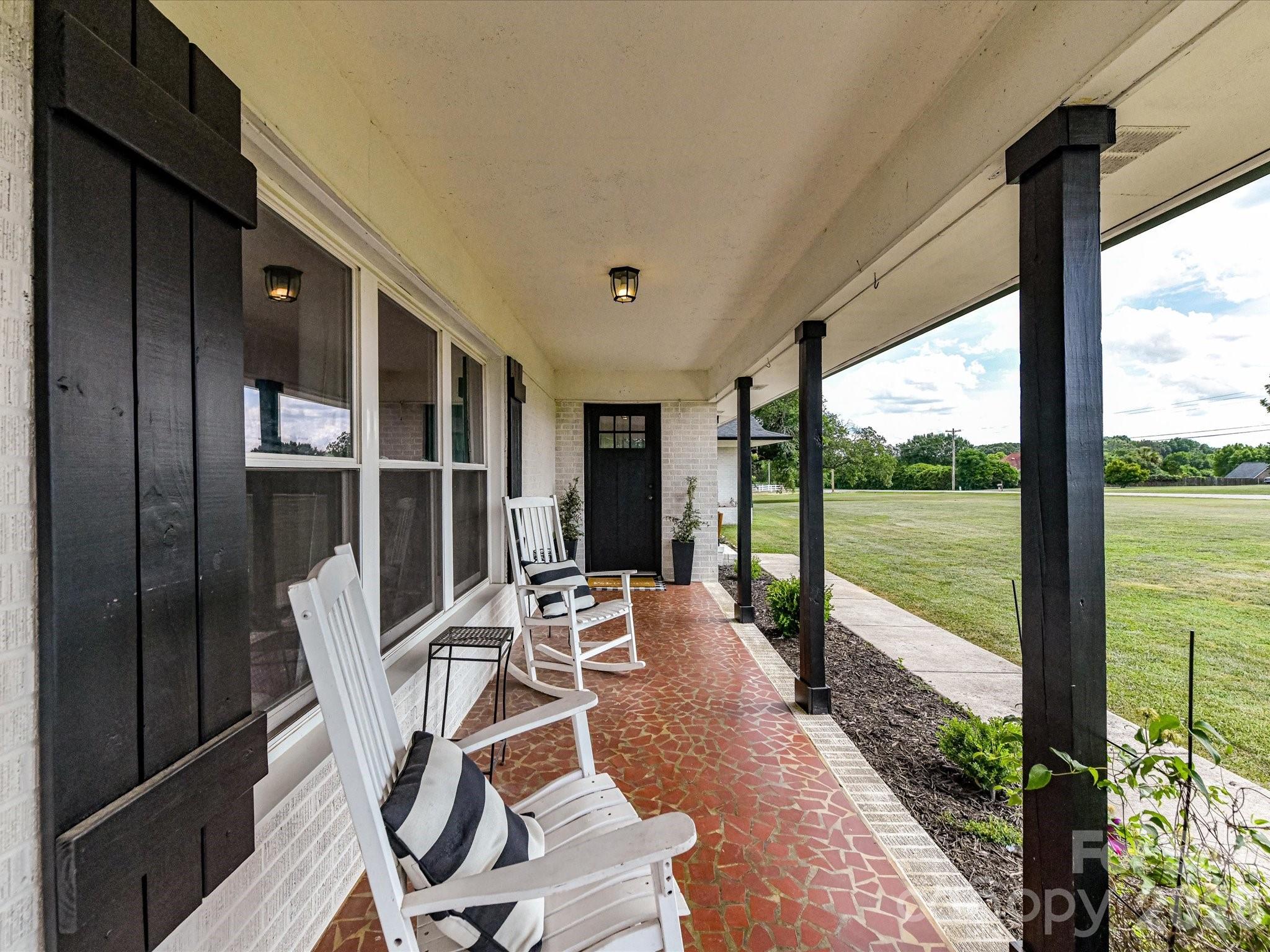 5710 Lander Benton Road — Unionville