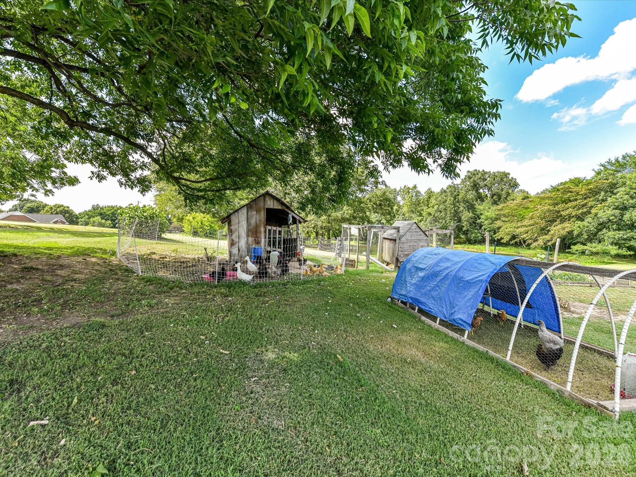 5710 Lander Benton Road — Unionville
