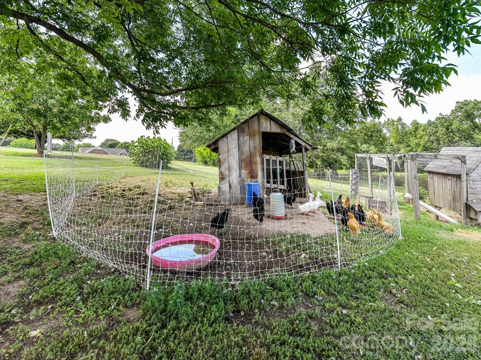 5710 Lander Benton Road — Unionville