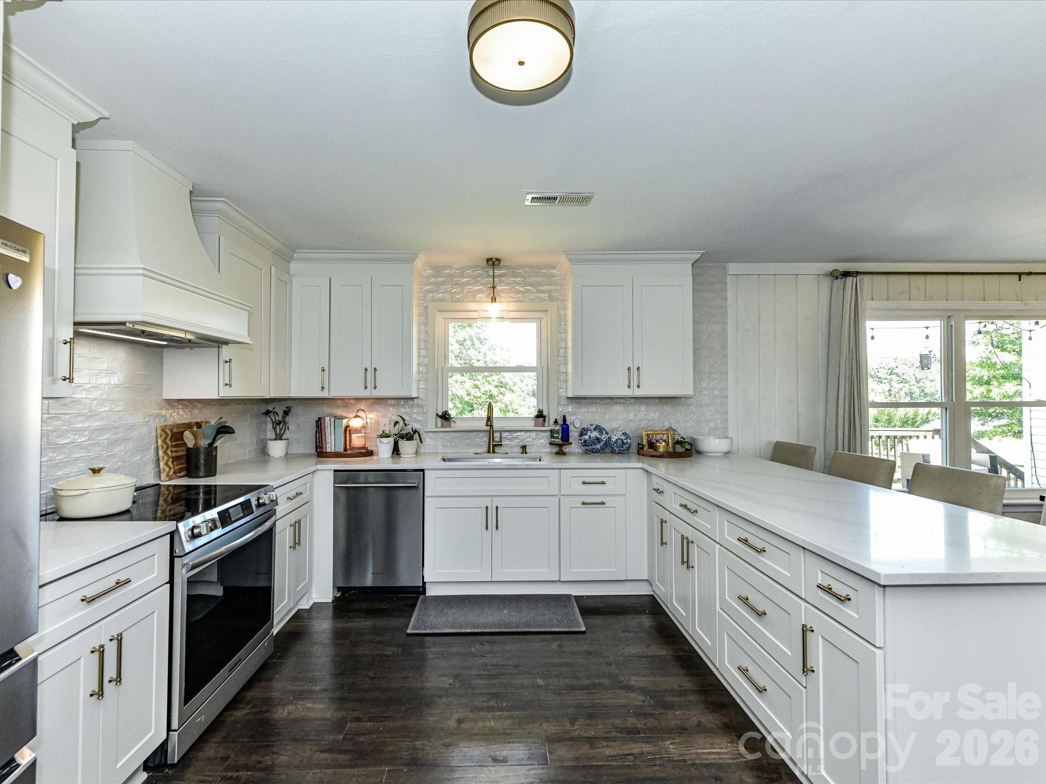 5710 Lander Benton Road — Unionville