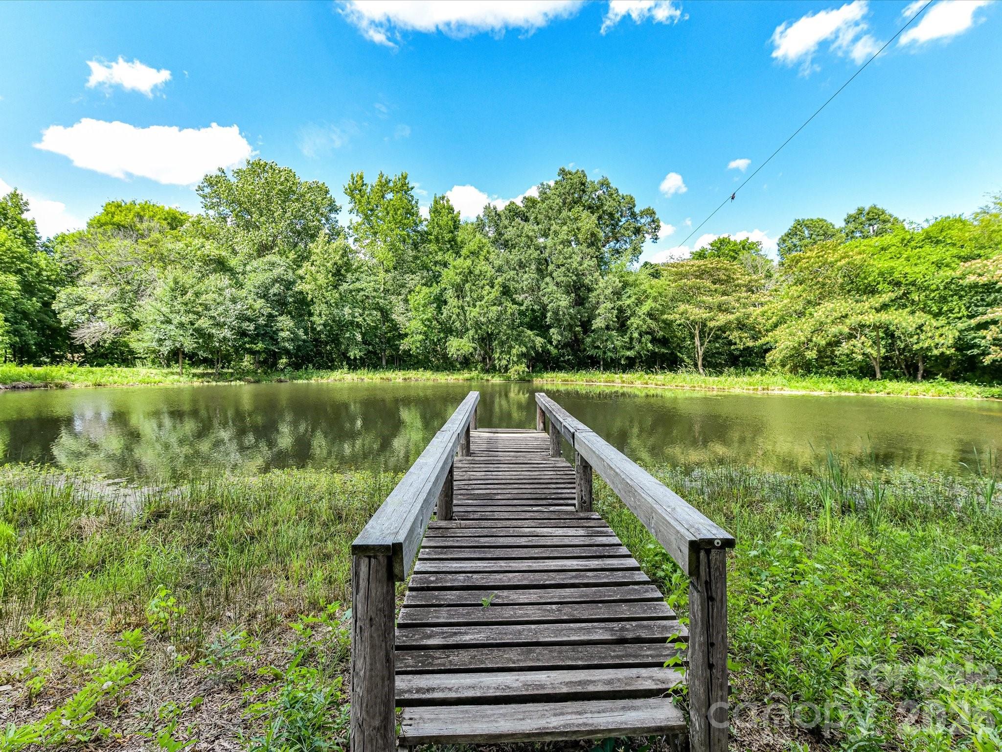 5710 Lander Benton Road — Unionville
