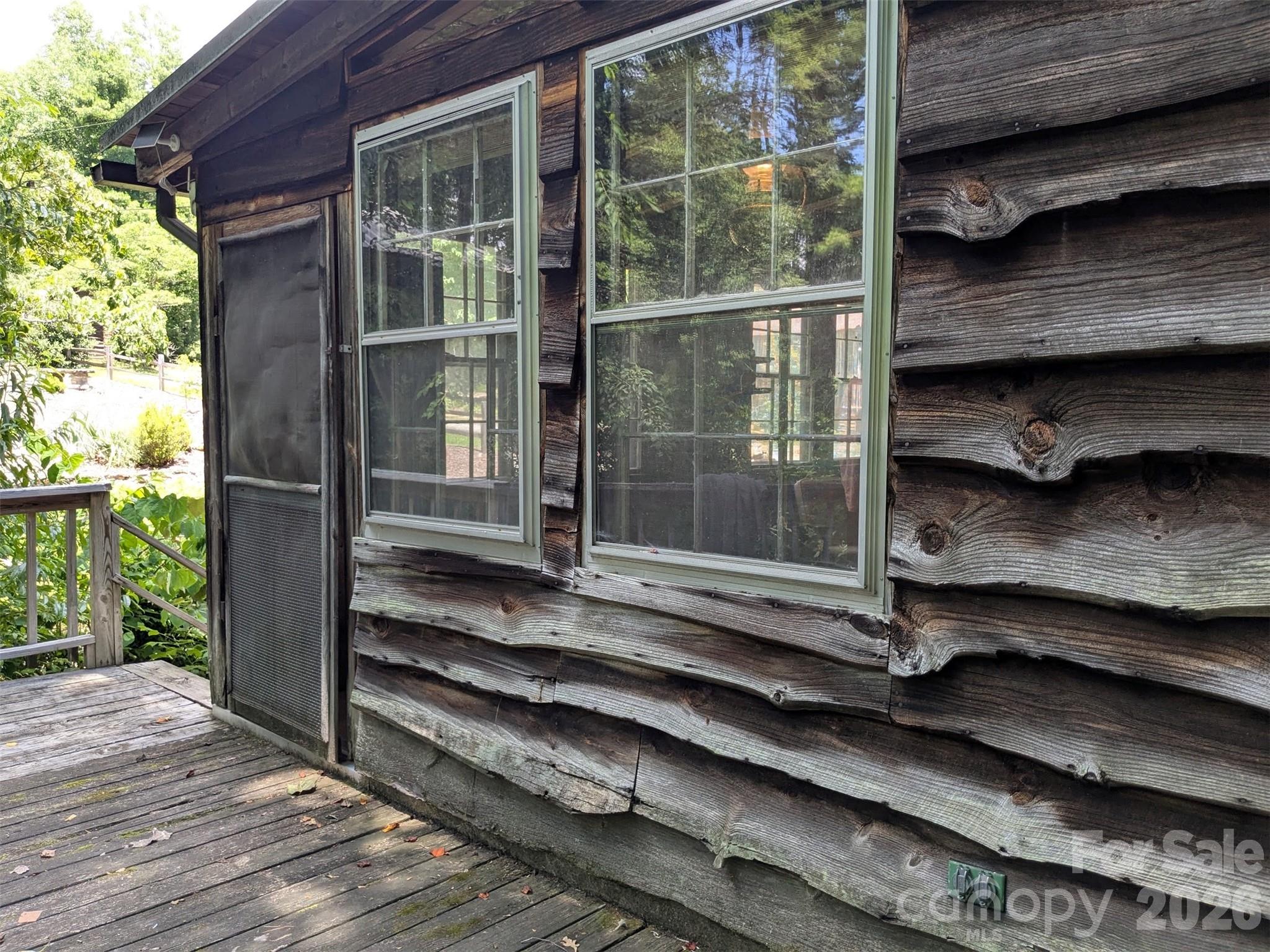1760 & 1768 Linville Avenue — Morganton