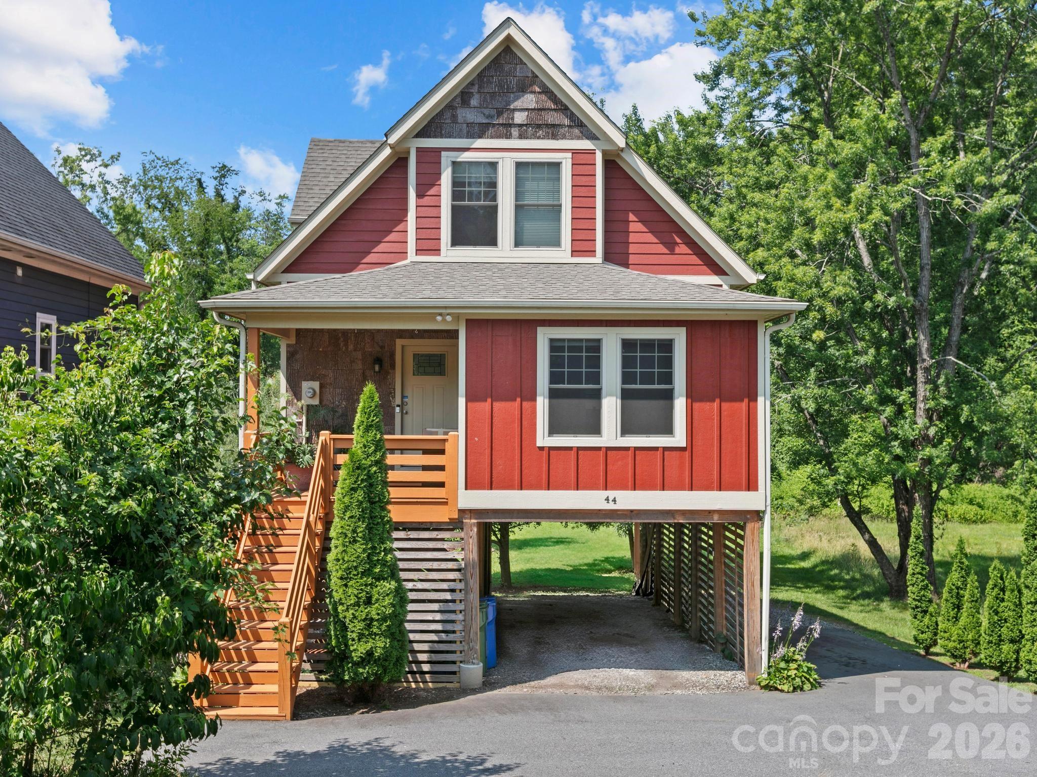 44 Old County Home Road — Asheville