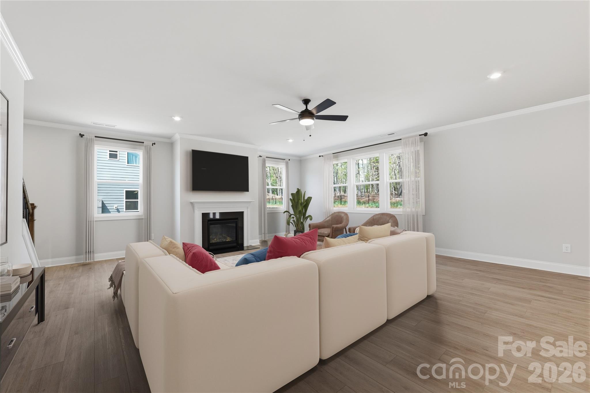 407 Alameda Way — Matthews