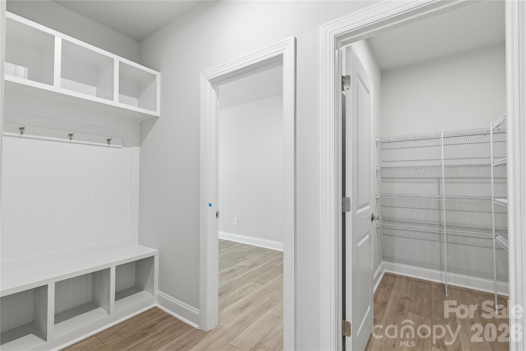 407 Alameda Way — Matthews
