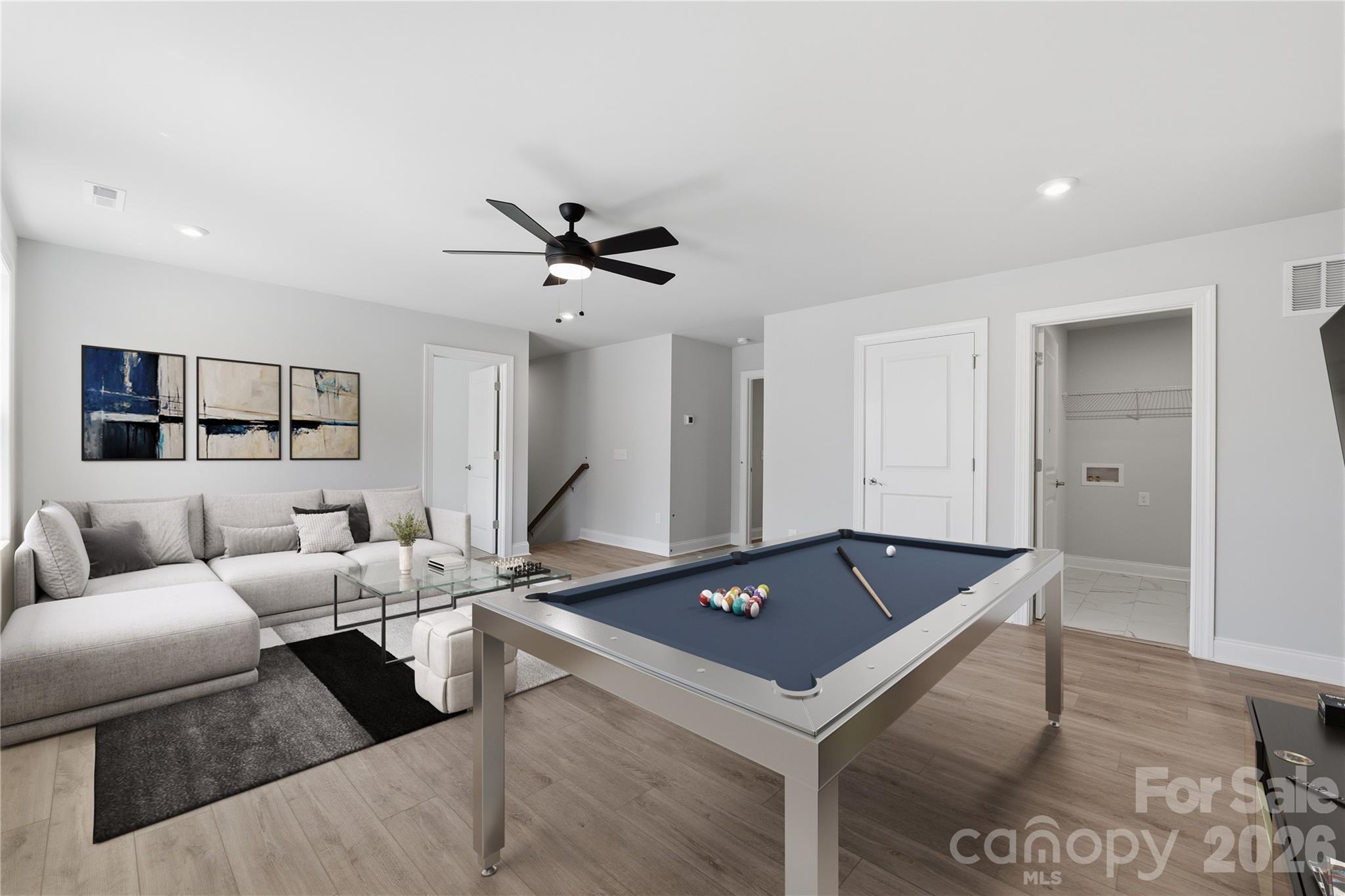 407 Alameda Way — Matthews