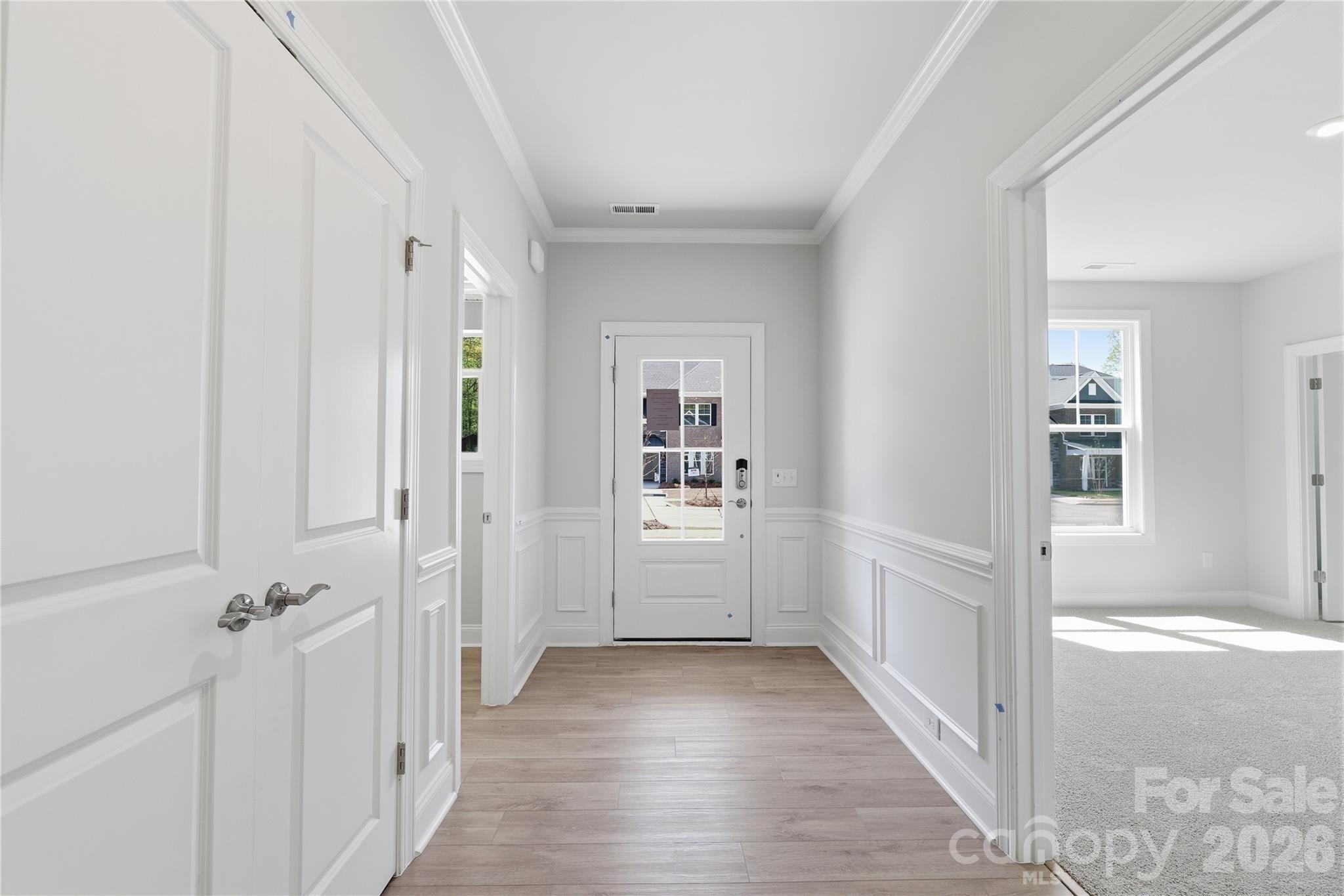 407 Alameda Way — Matthews