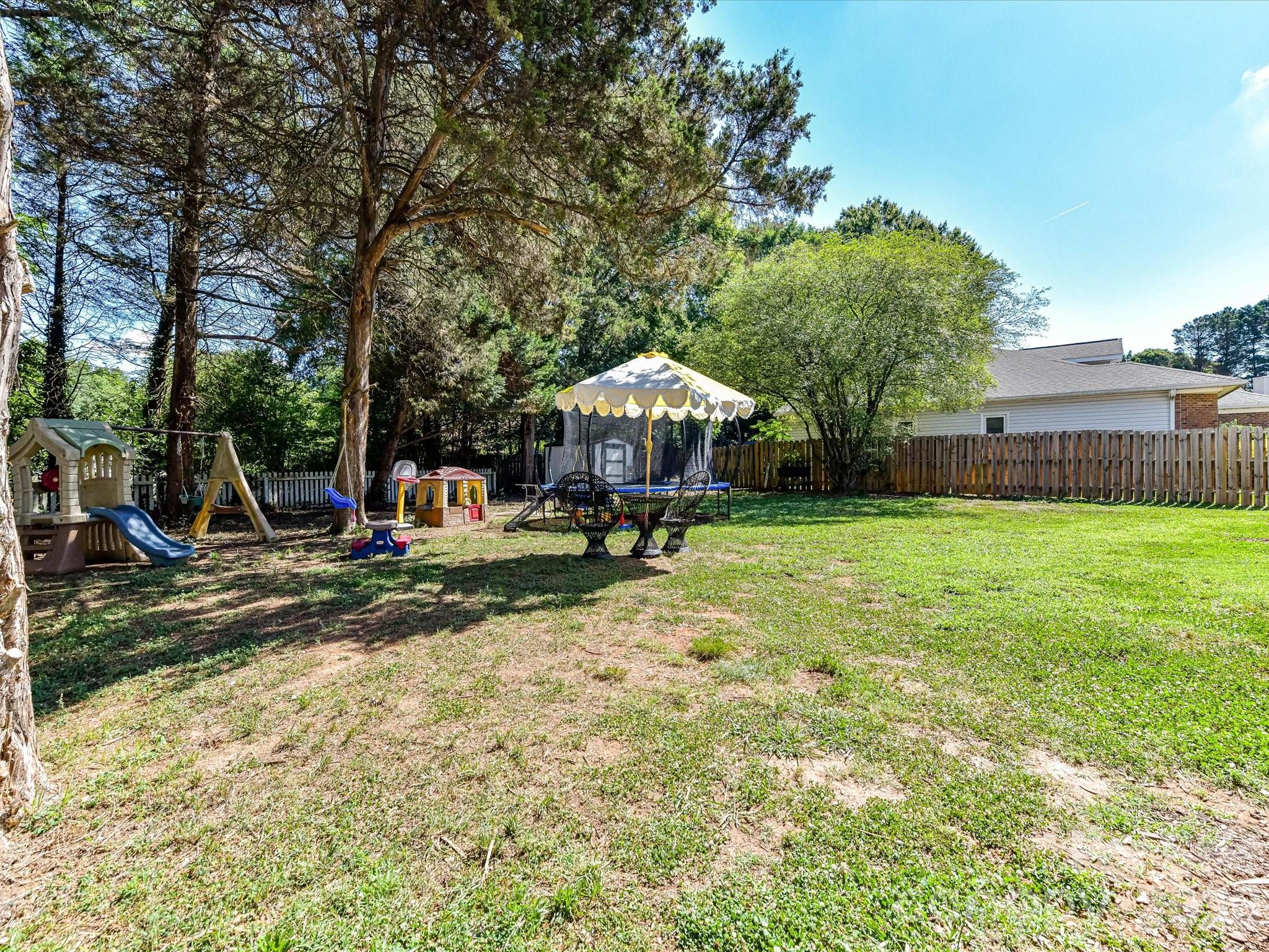 3616 Still Oaks Court NW — Concord
